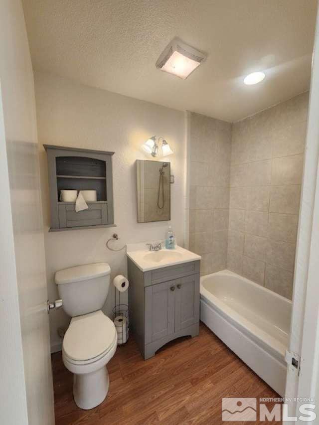 Photo #6: 250000408 Listing 