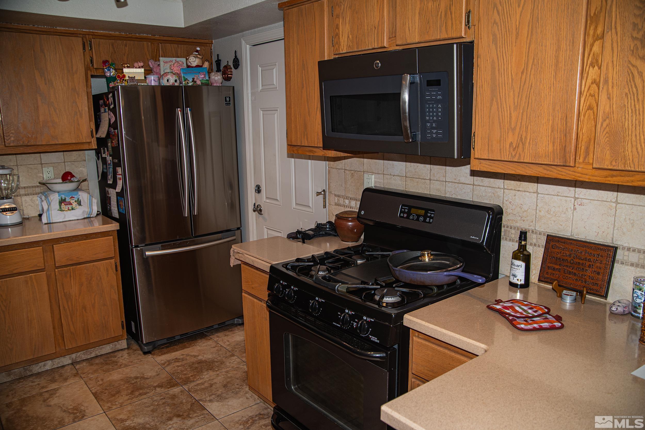 Photo #6: 250000471 Listing 