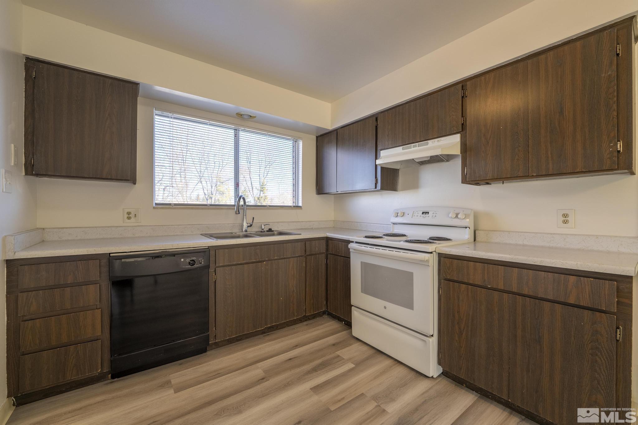 Photo #6: 250000517 Listing: Photo #6
