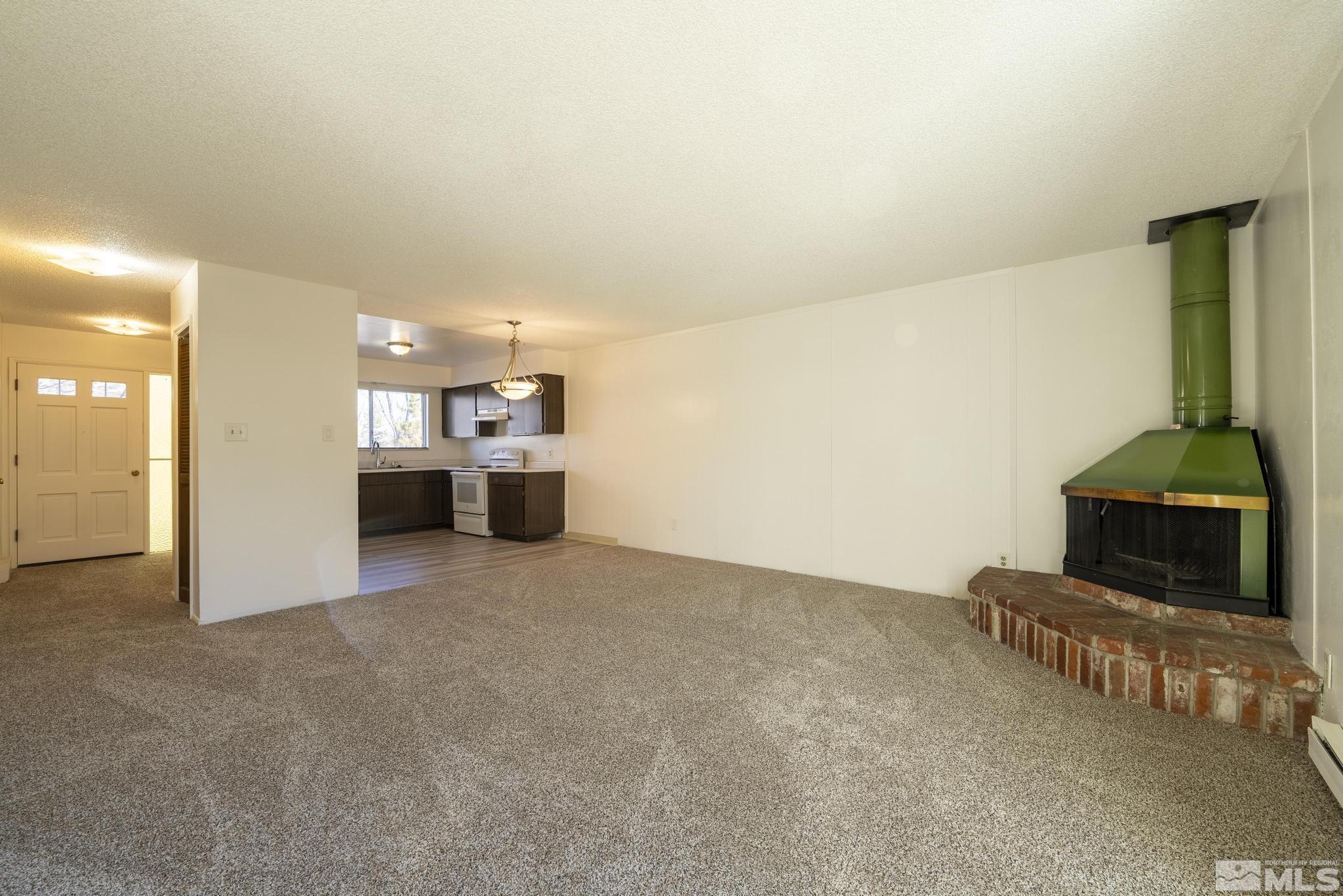 Photo #7: 250000517 Listing: Photo #7