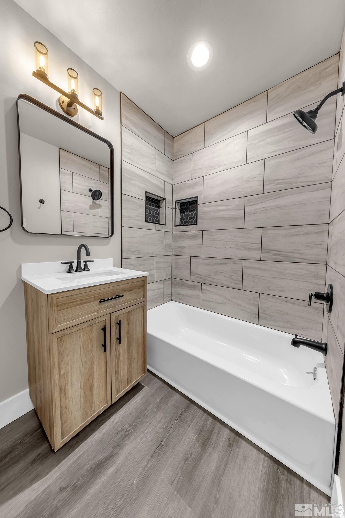 Photo #6: 250000562 Listing 