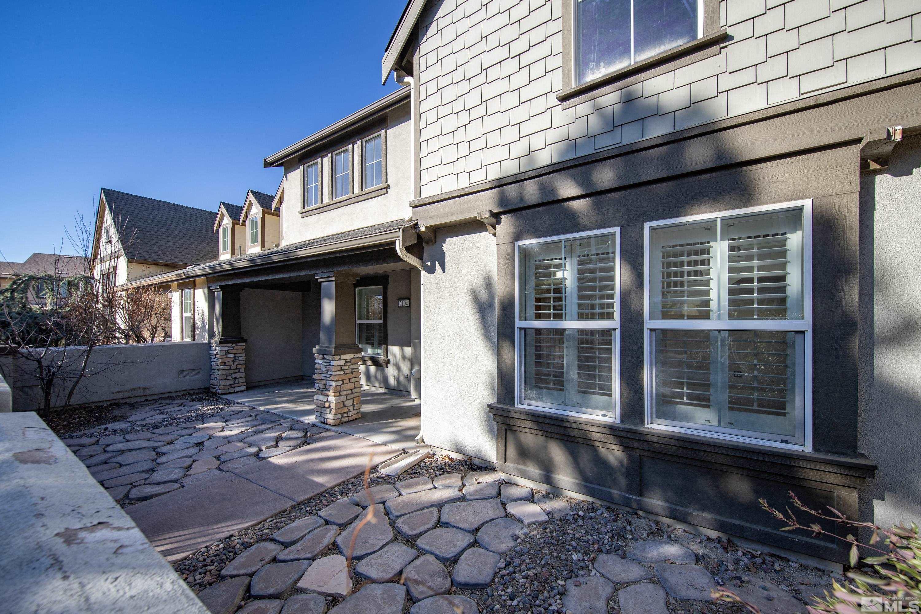 Photo #2: 250000574 Listing 