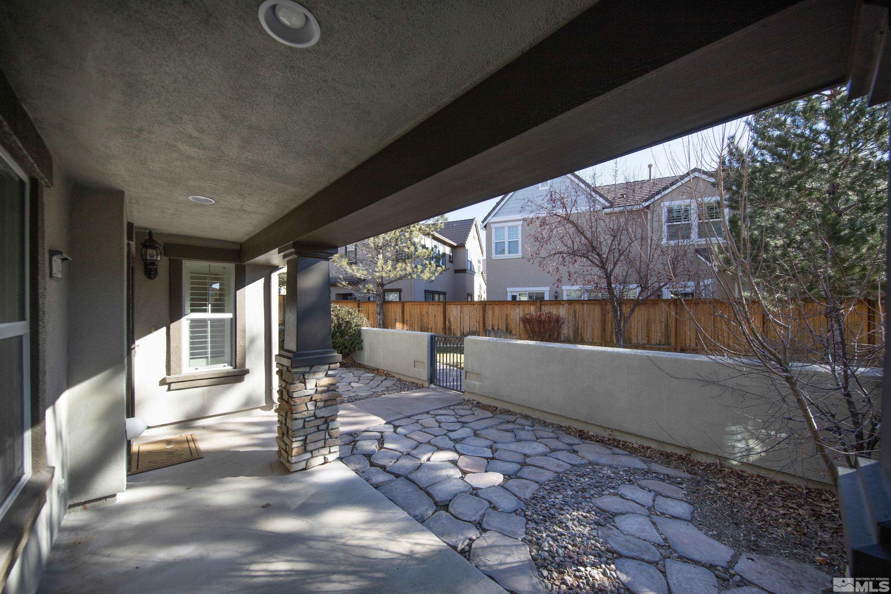 Photo #3: 250000574 Listing 
