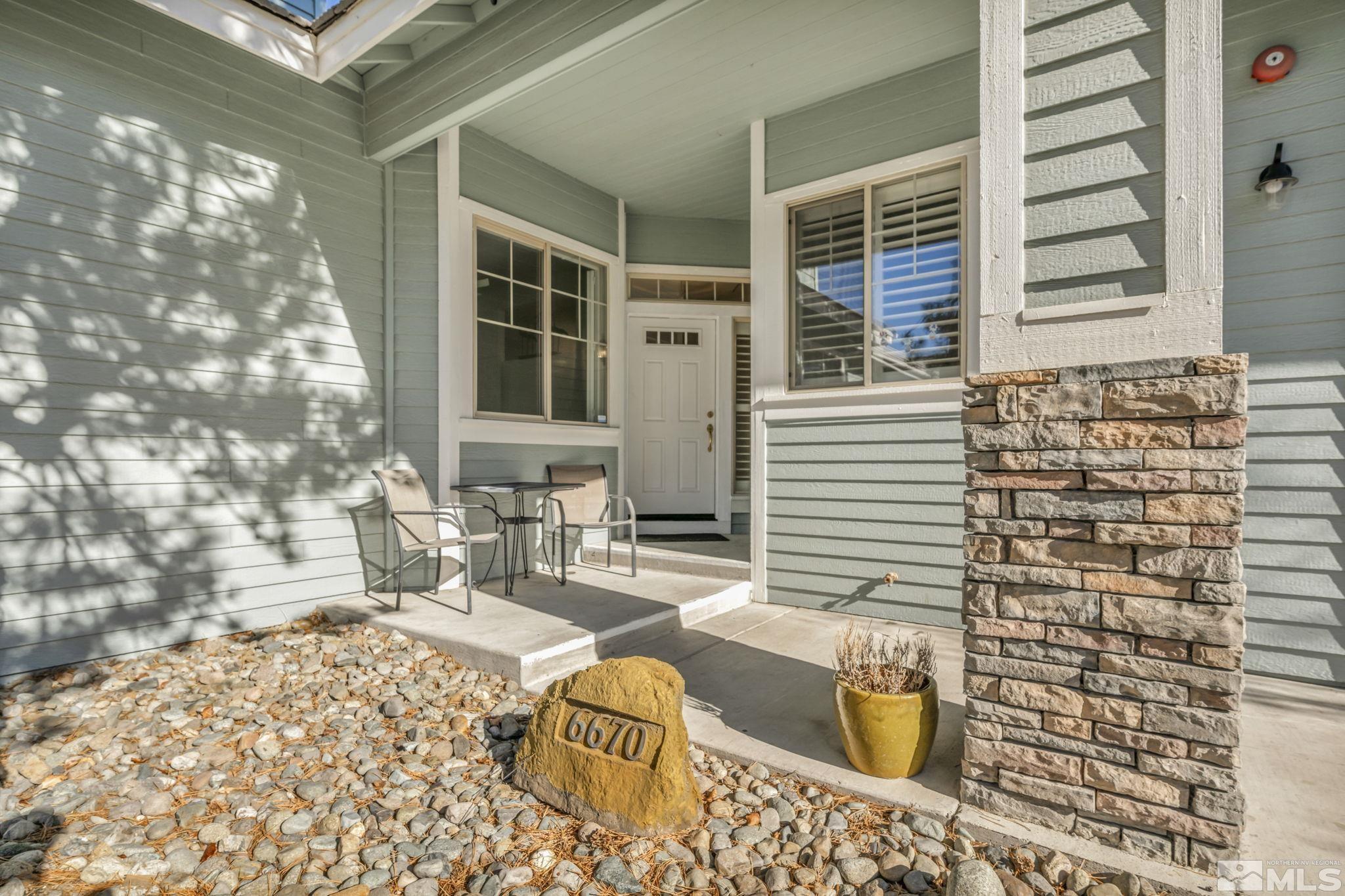 Photo #3: 250000638 Listing 