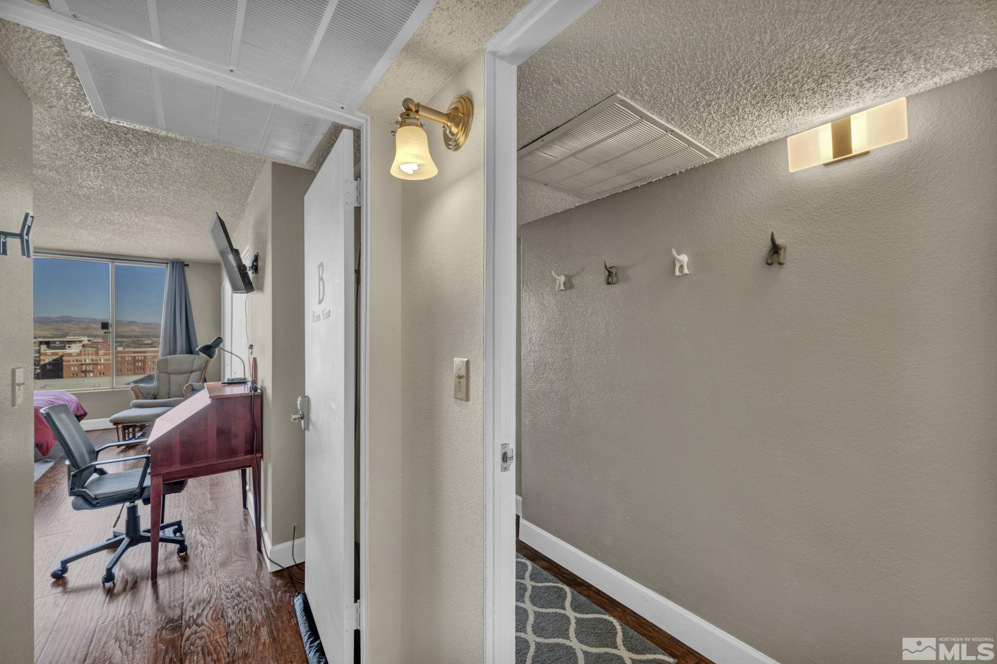 Photo #8: 250000697 Listing: Photo #8
