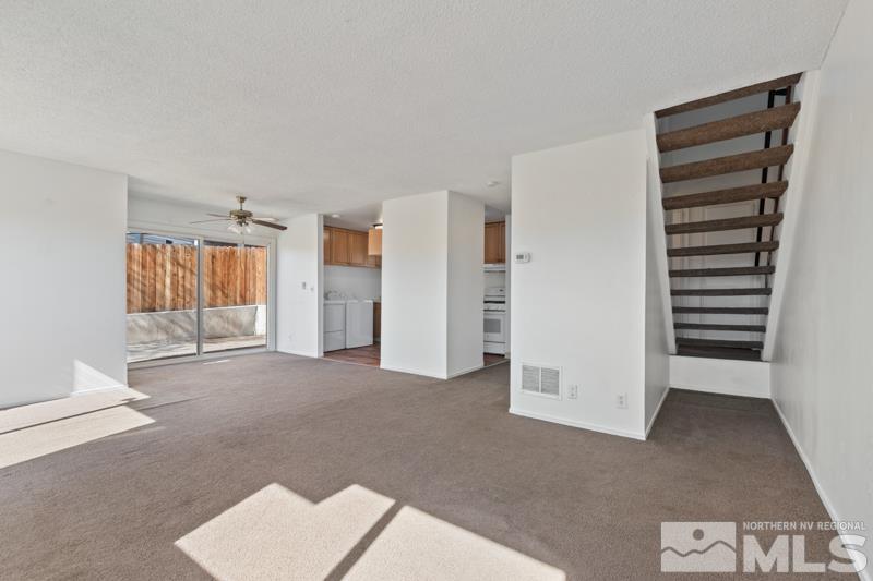 Photo #3: 250000711 Listing 