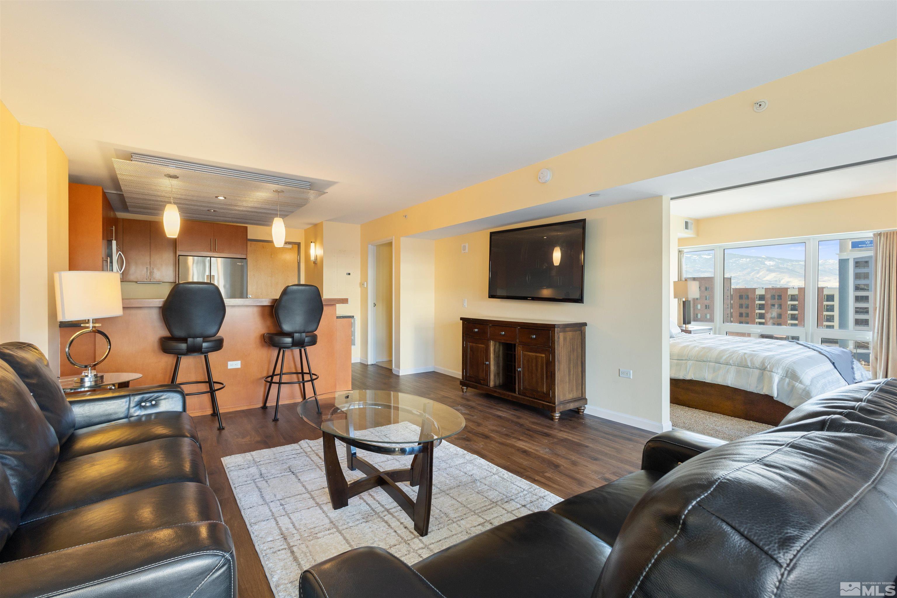 Photo #8: 250000719 Listing: Photo #8