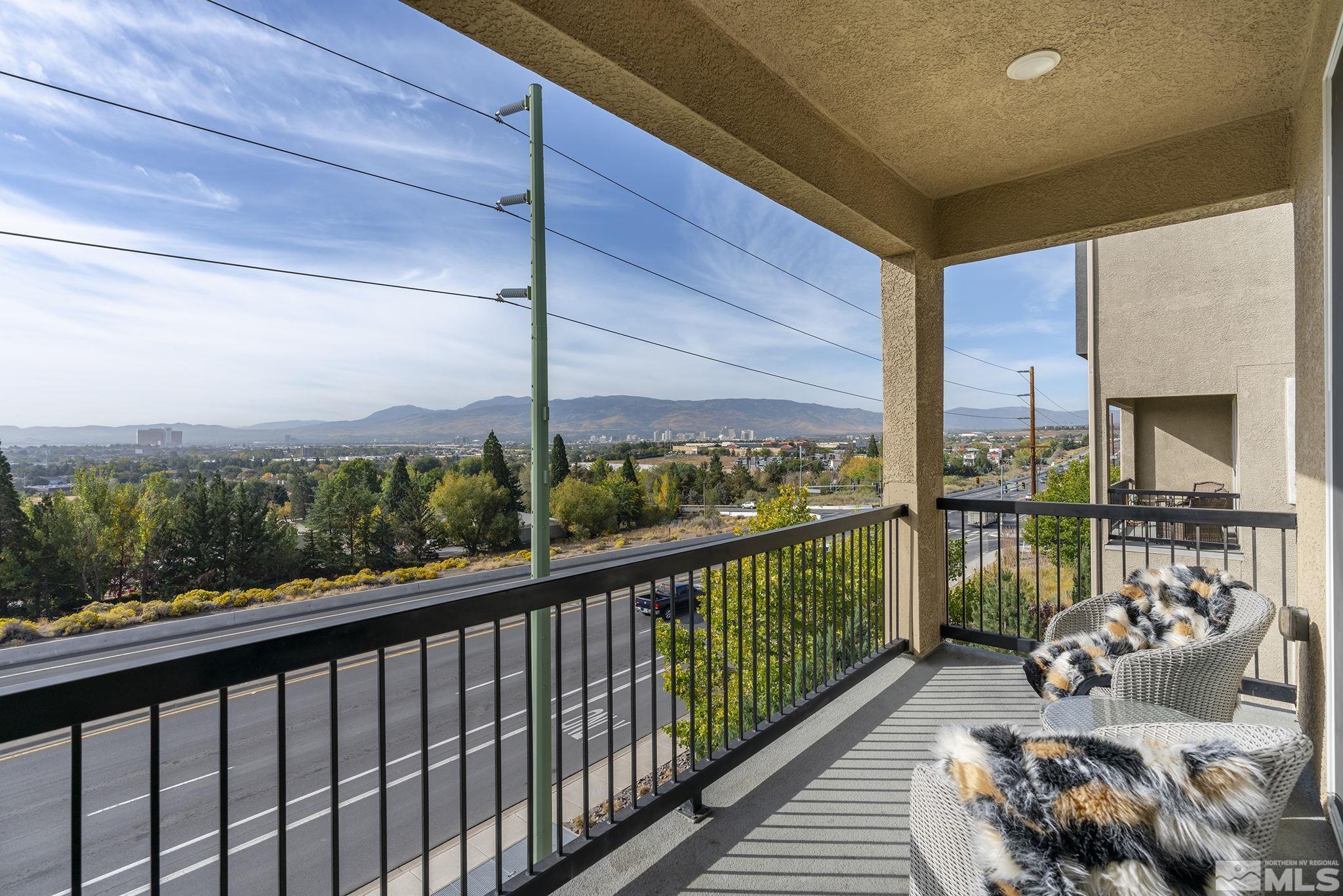 Photo #4: 250000769 Listing 