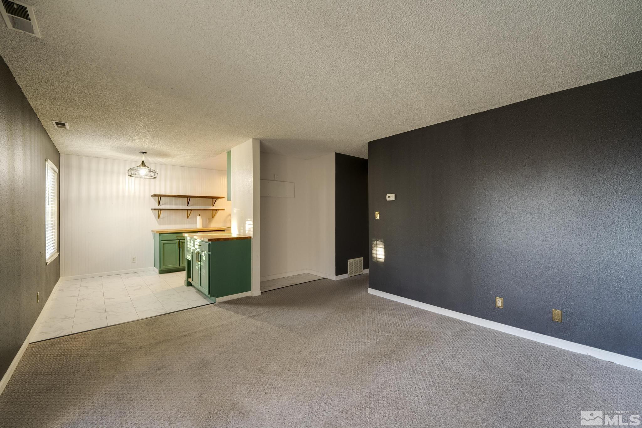 Photo #5: 250000825 Listing 