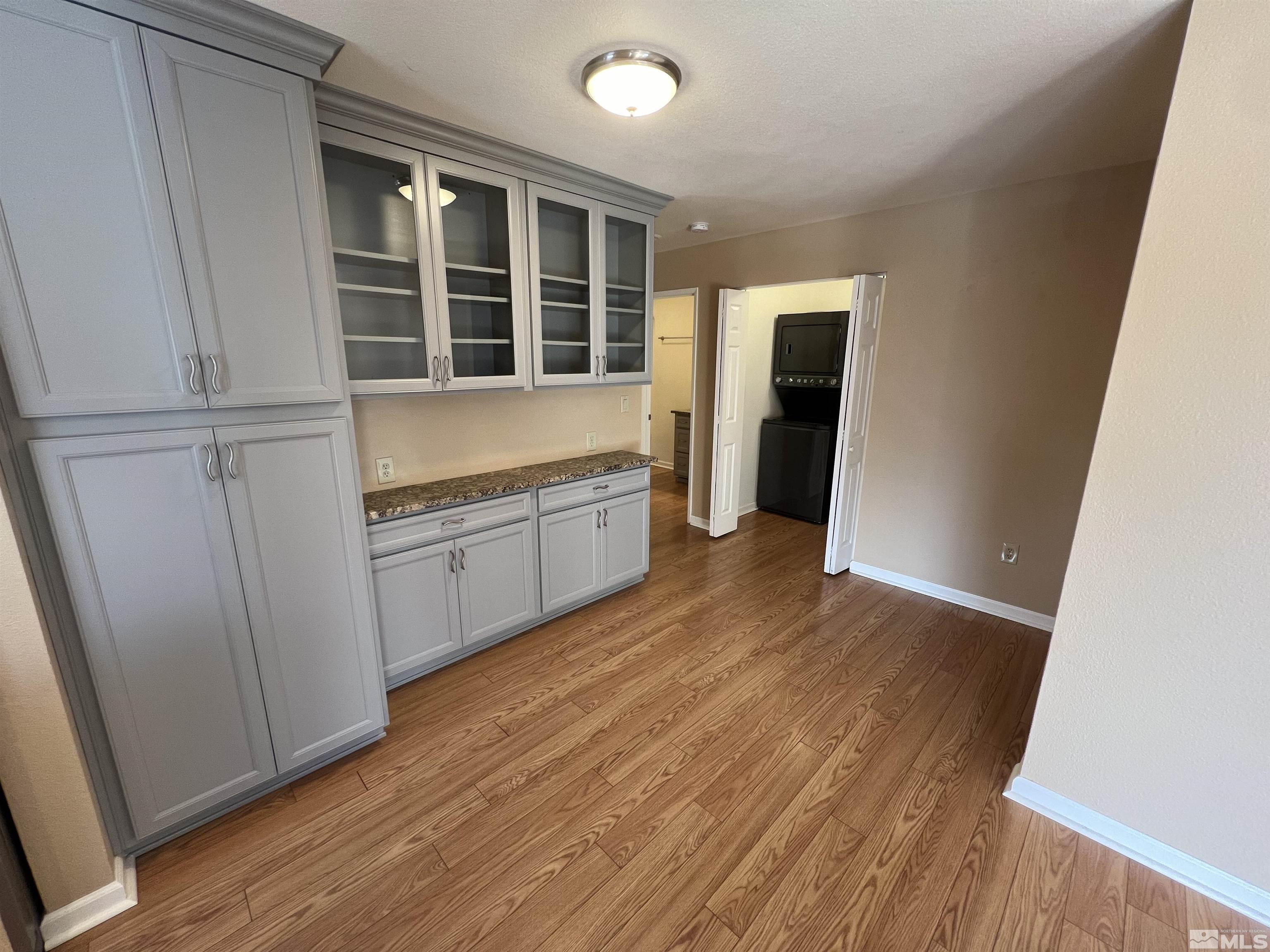 Photo #15: 250000905 Listing: Photo #15