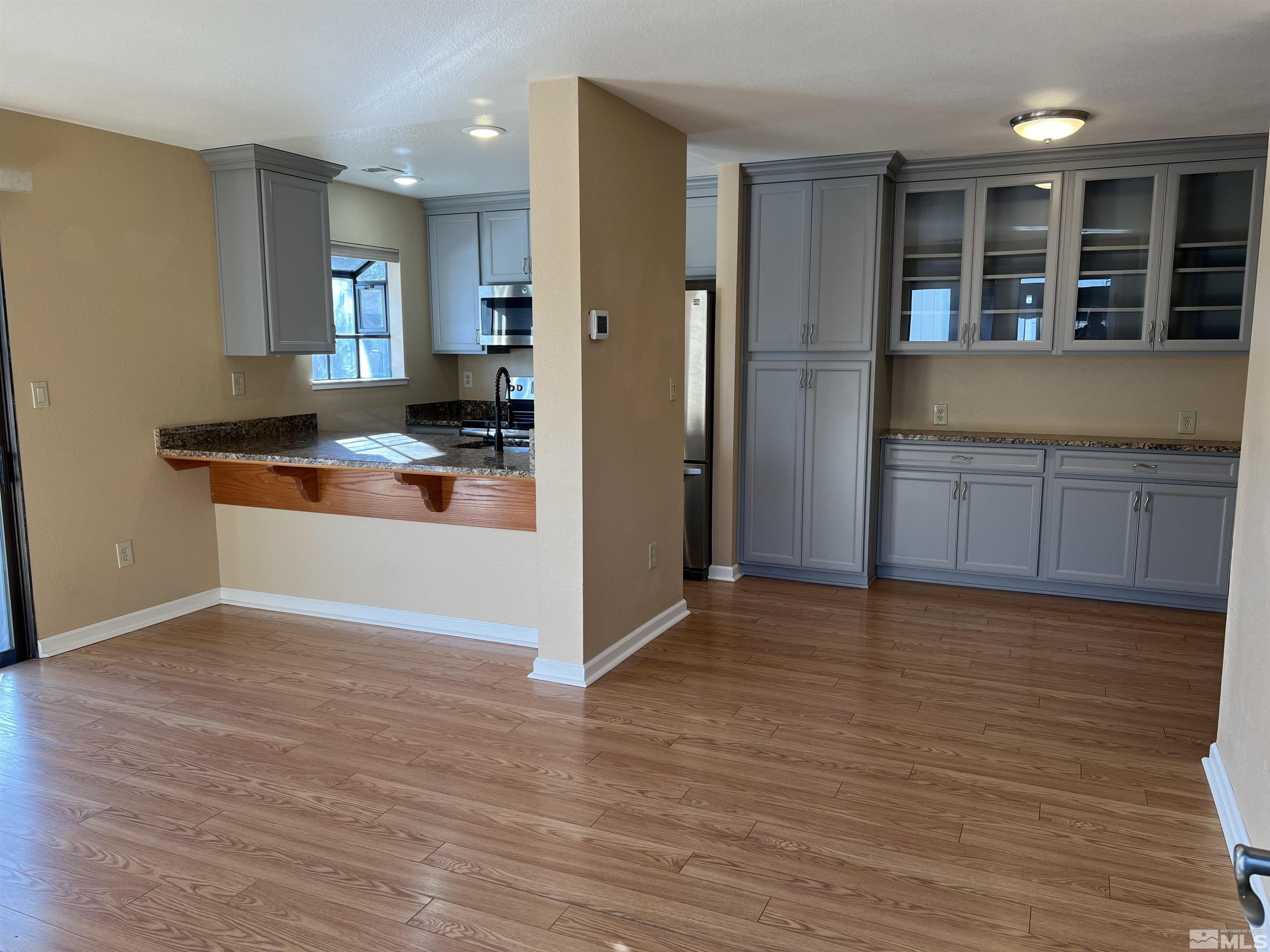 Photo #5: 250000905 Listing: Photo #5