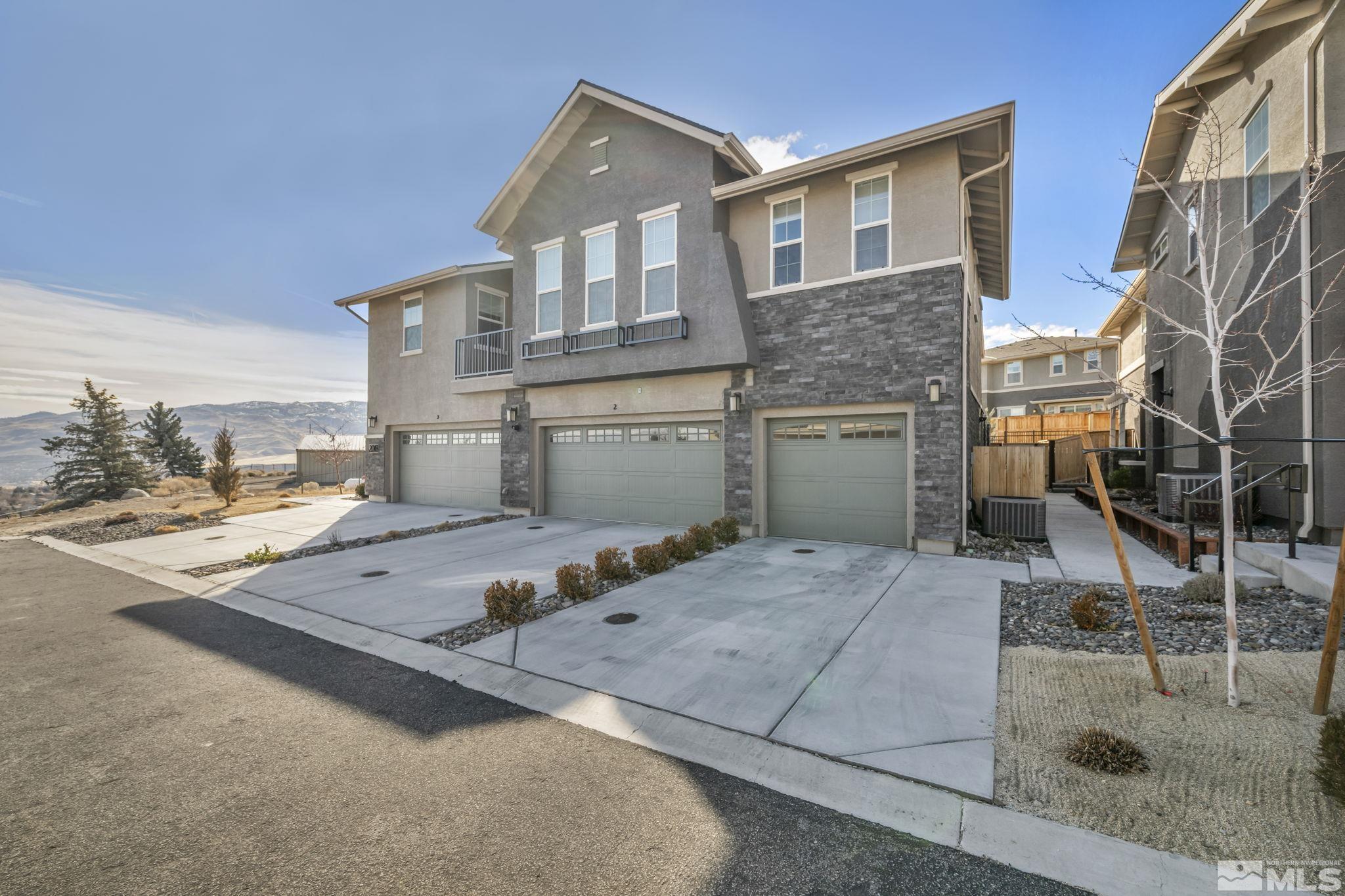 Photo #3: 250000914 Listing 