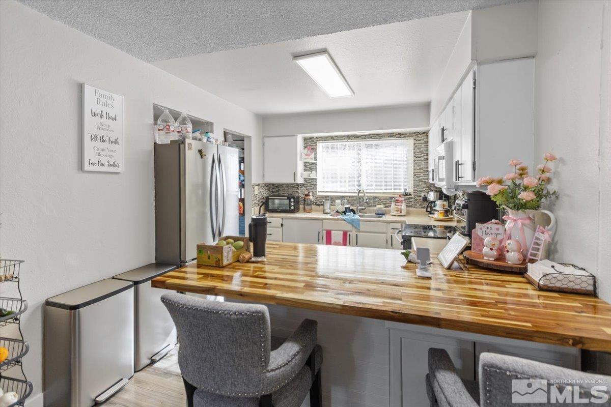 Photo #6: 250000919 Listing 