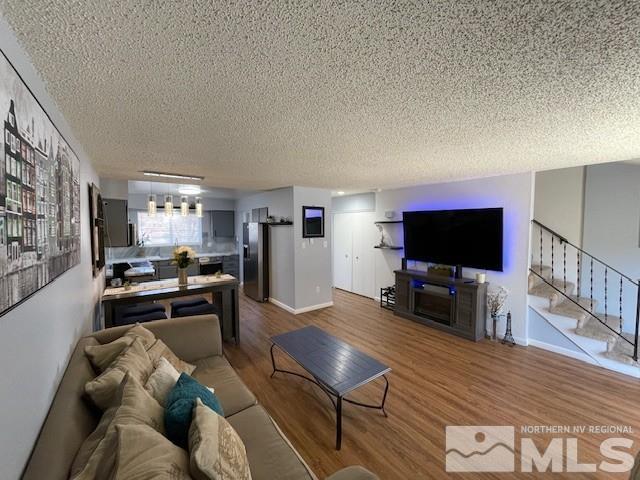 Photo #2: 250000926 Listing 