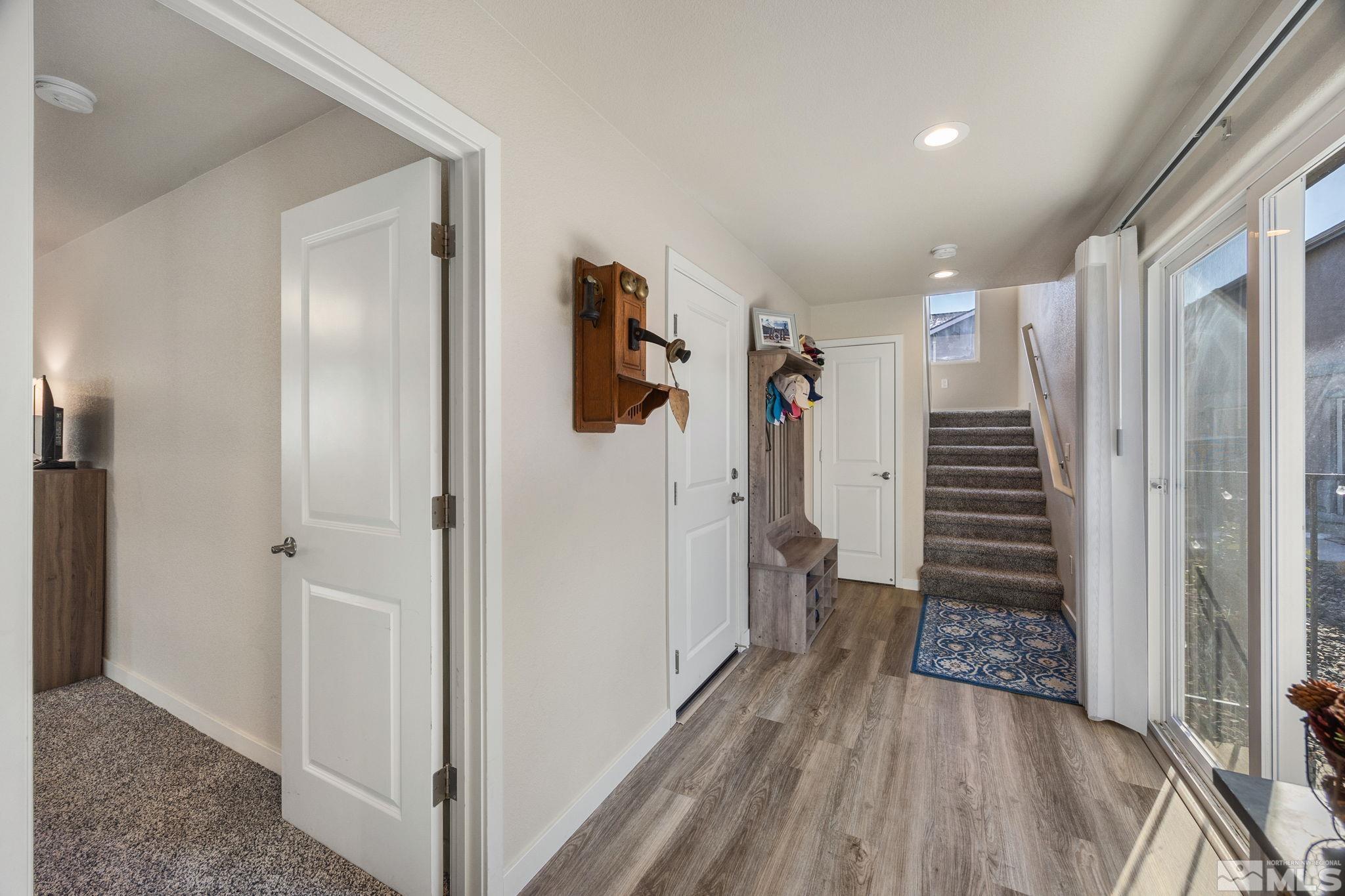 Photo #2: 250001036 Listing 