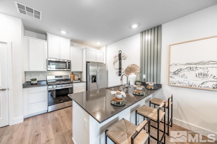 Photo #6: 250001049 Listing 