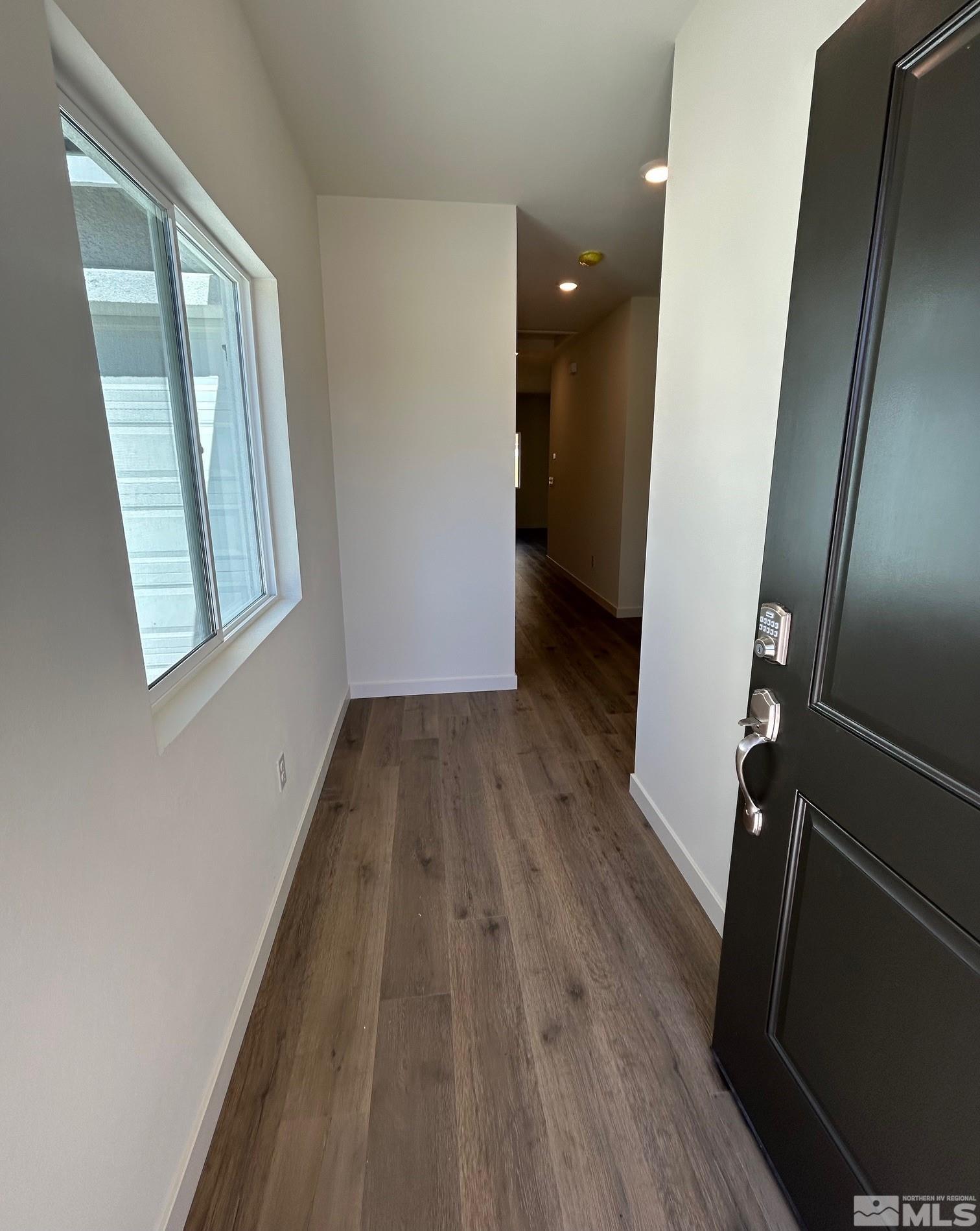 Photo #2: 250001052 Listing 