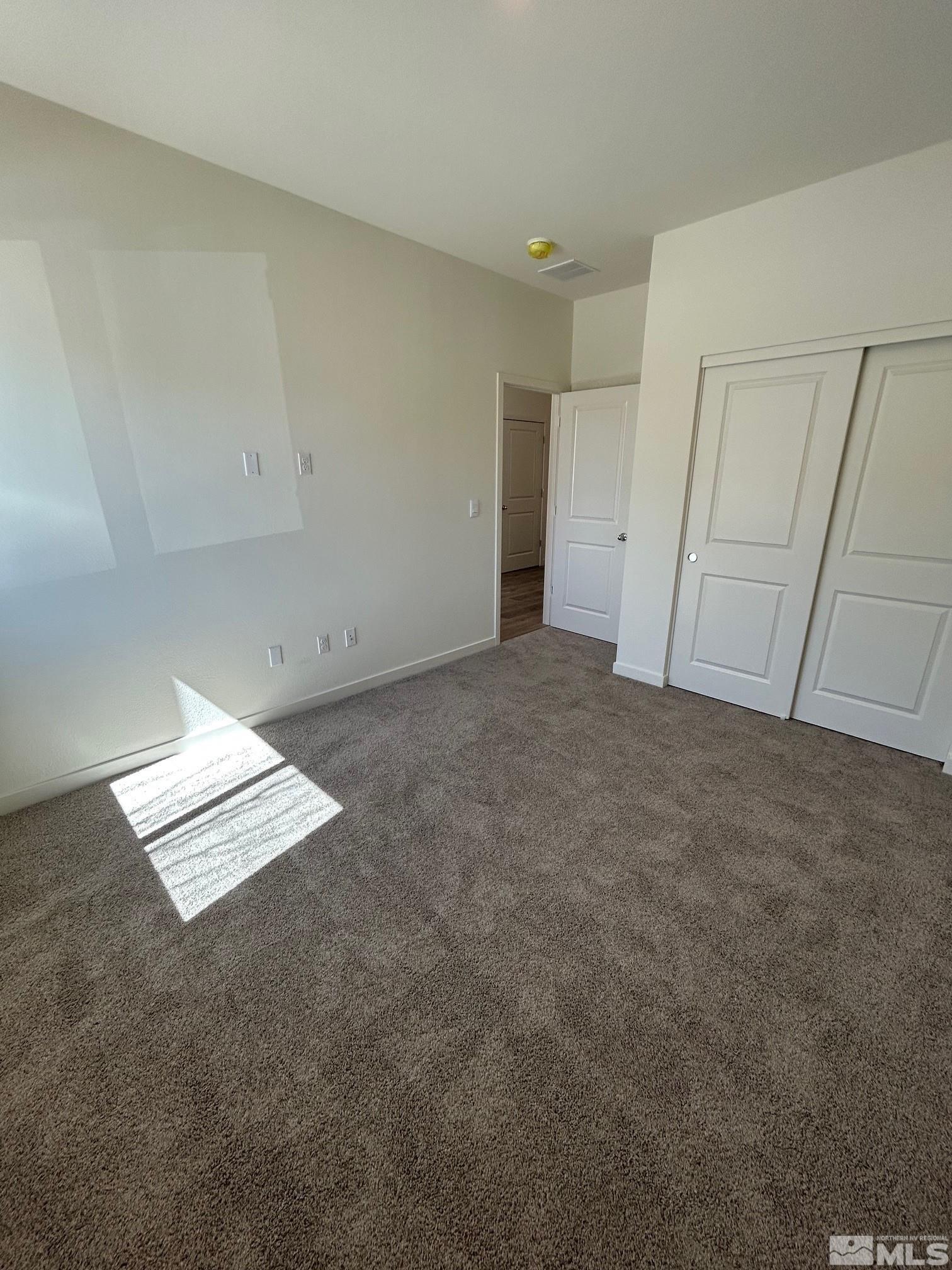 Photo #3: 250001052 Listing 