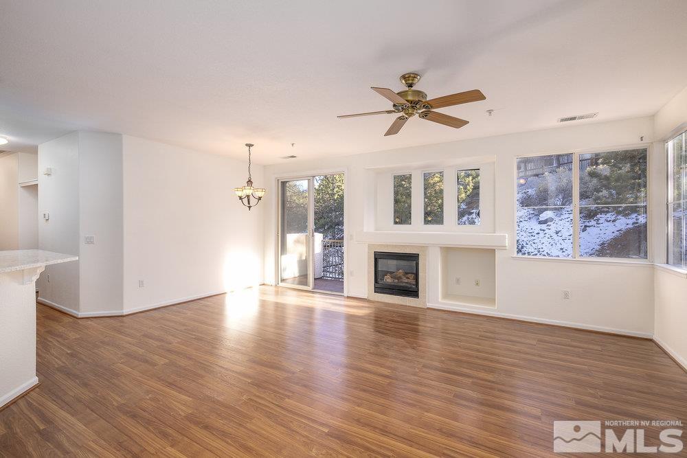 Photo #2: 250001168 Listing 