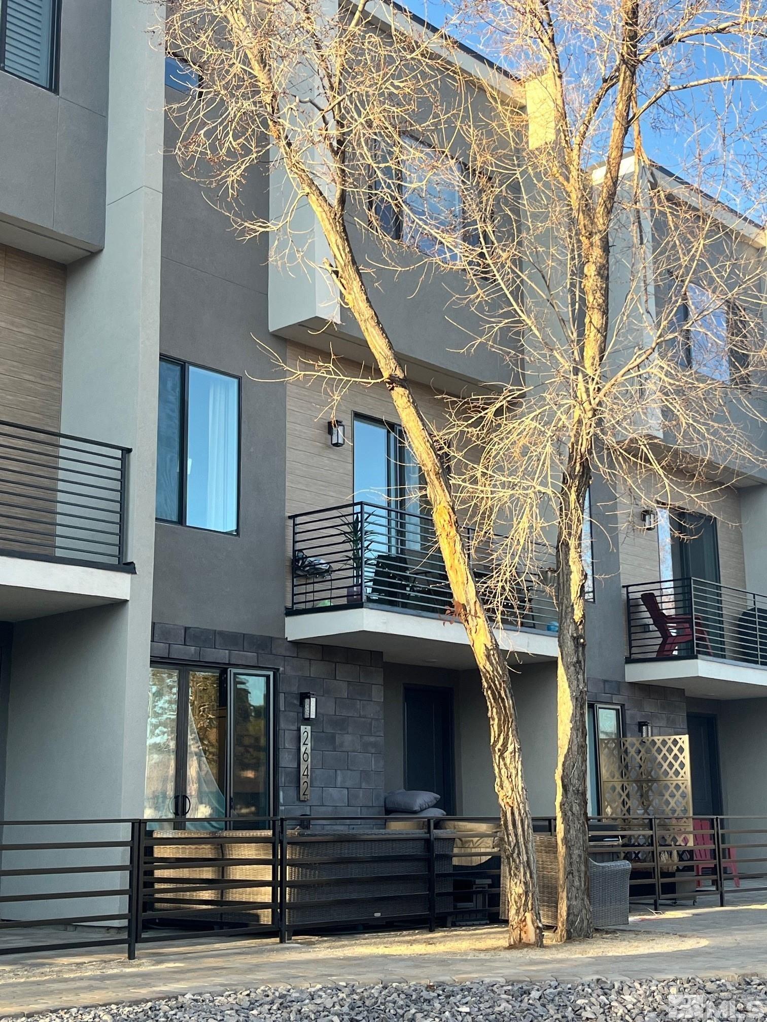 Photo #2: 250001377 Listing 