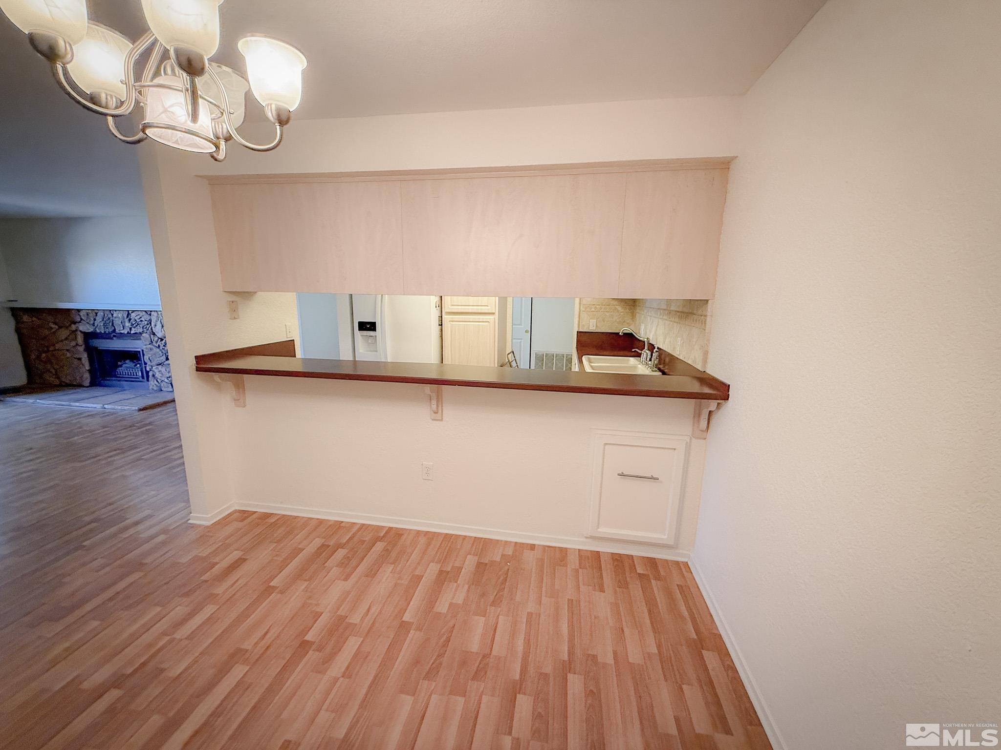 Photo #7: 250001389 Listing: Photo #7