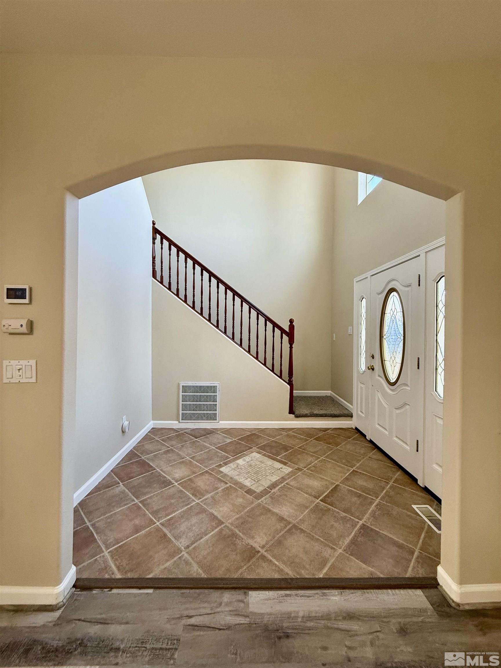 Photo #2: 250001549 Listing 