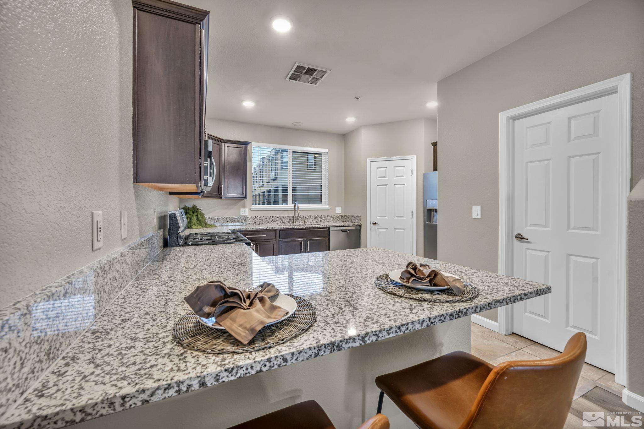 Photo #5: 250001584 Listing 