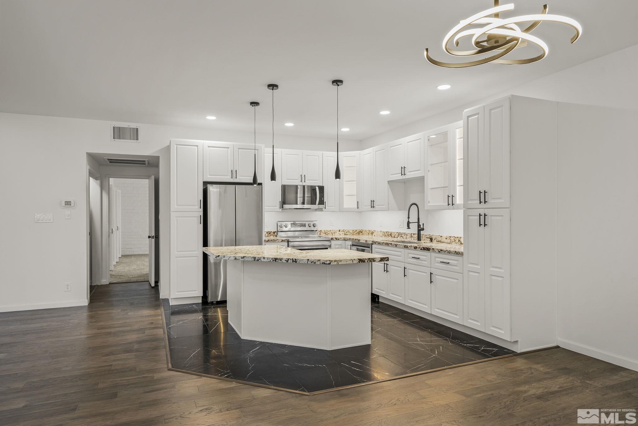 Photo #5: 250001597 Listing 