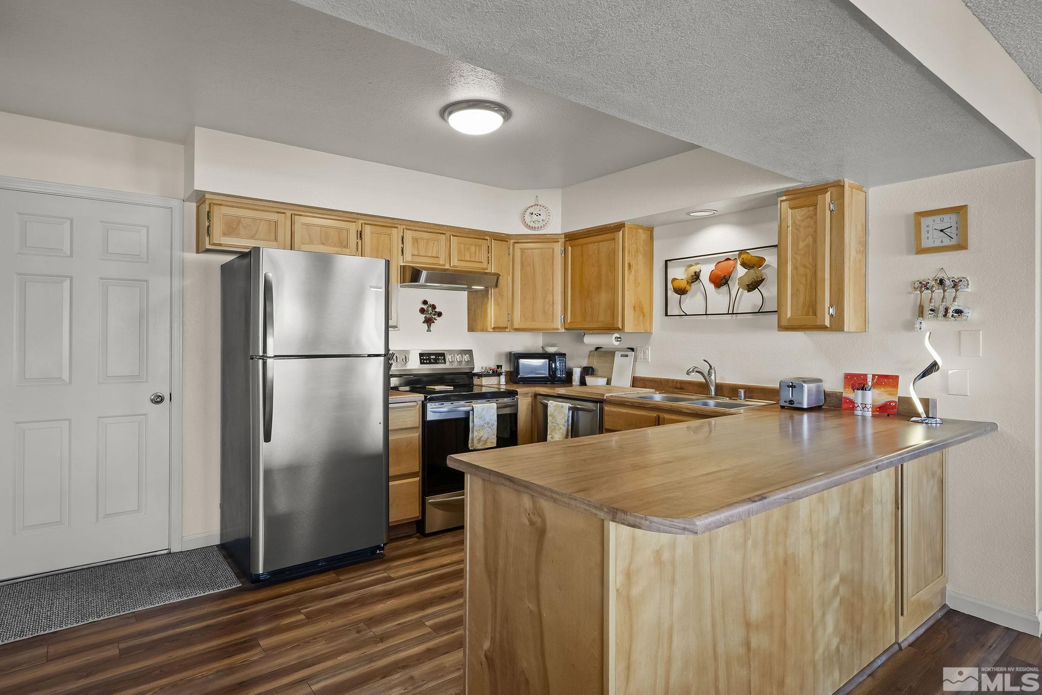 Photo #5: 250001607 Listing 