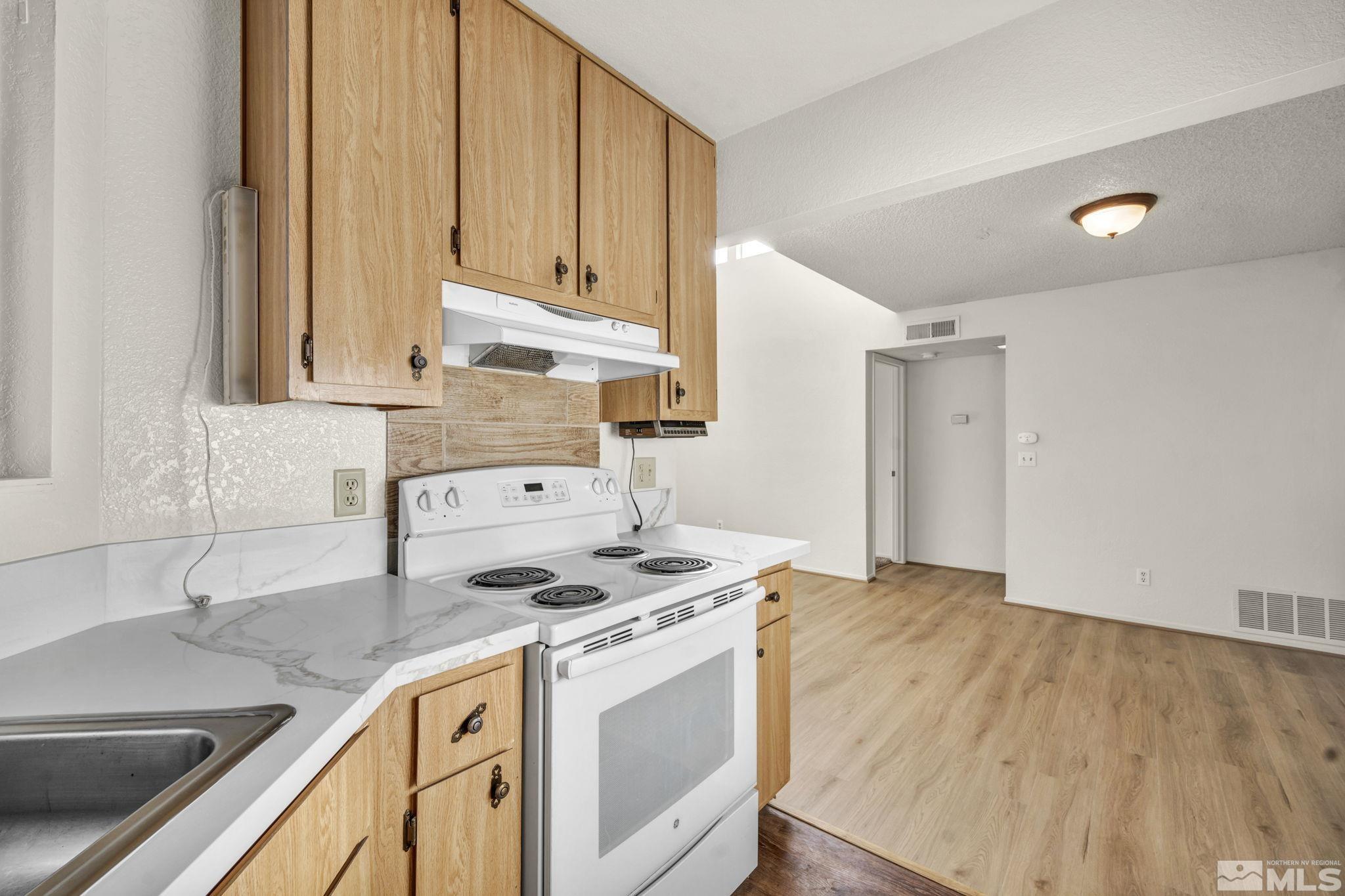 Photo #11: 250001688 Listing: Photo #11