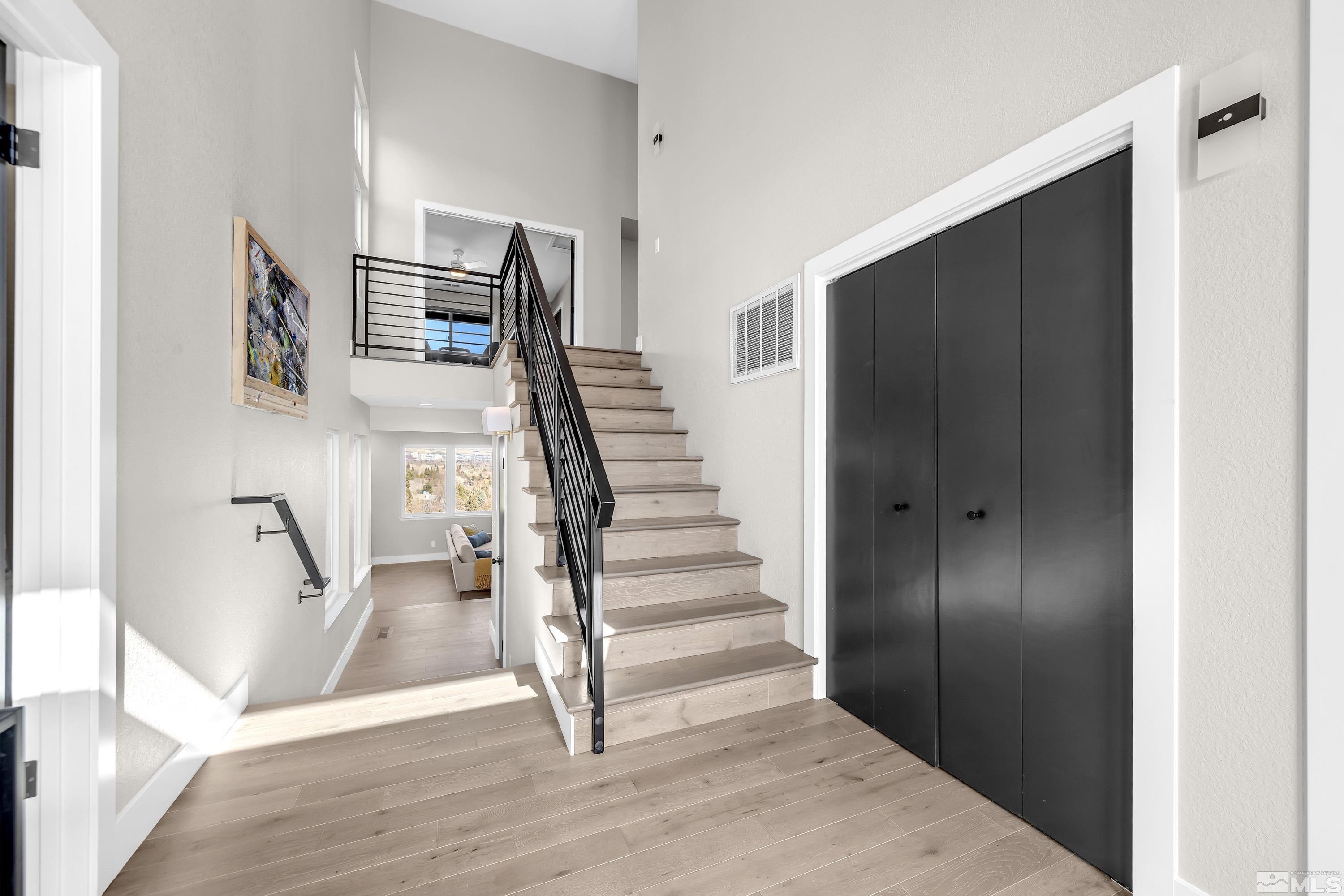 Photo #2: 250001722 Listing 