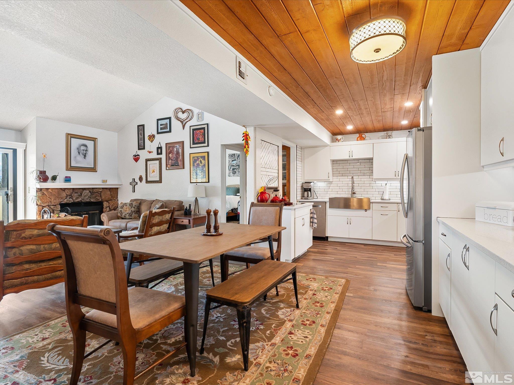 Photo #4: 250001857 Listing 