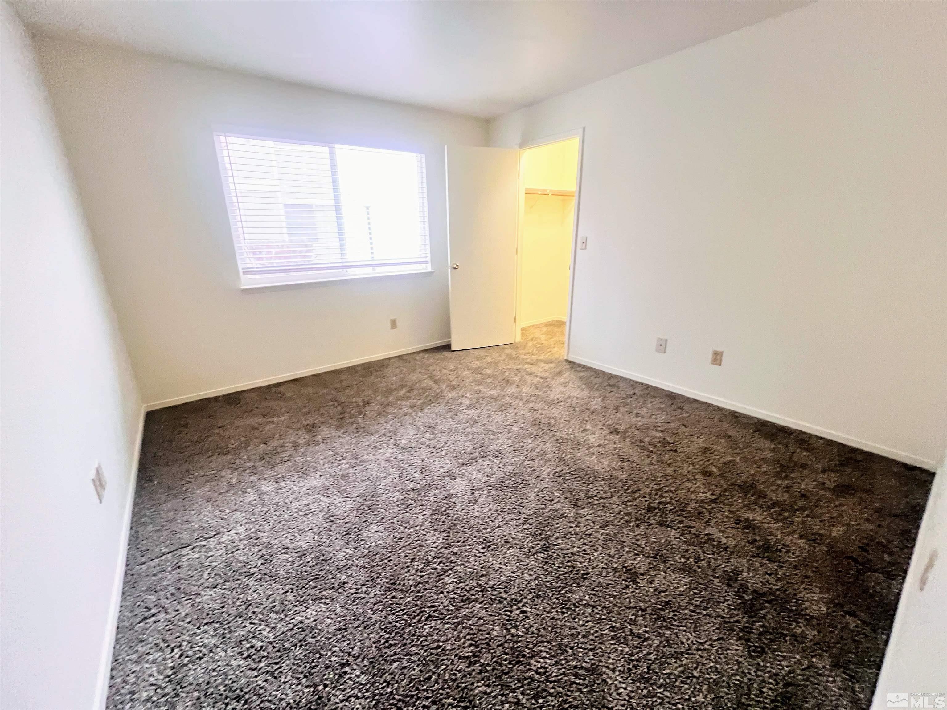 Photo #5: 250001900 Listing 