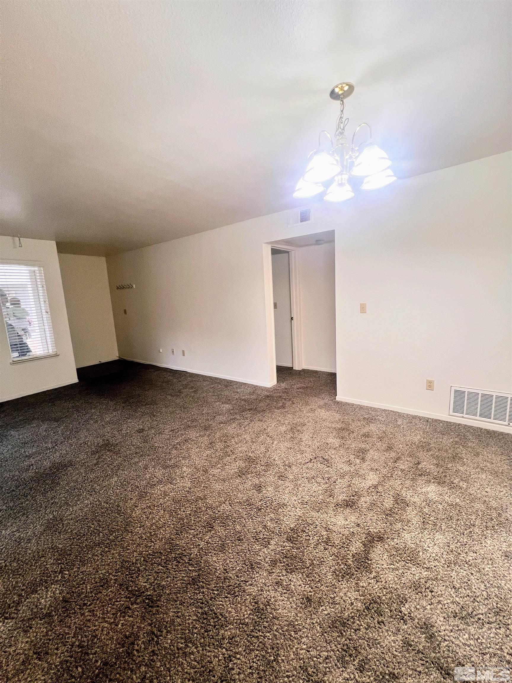 Photo #7: 250001900 Listing: Photo #7