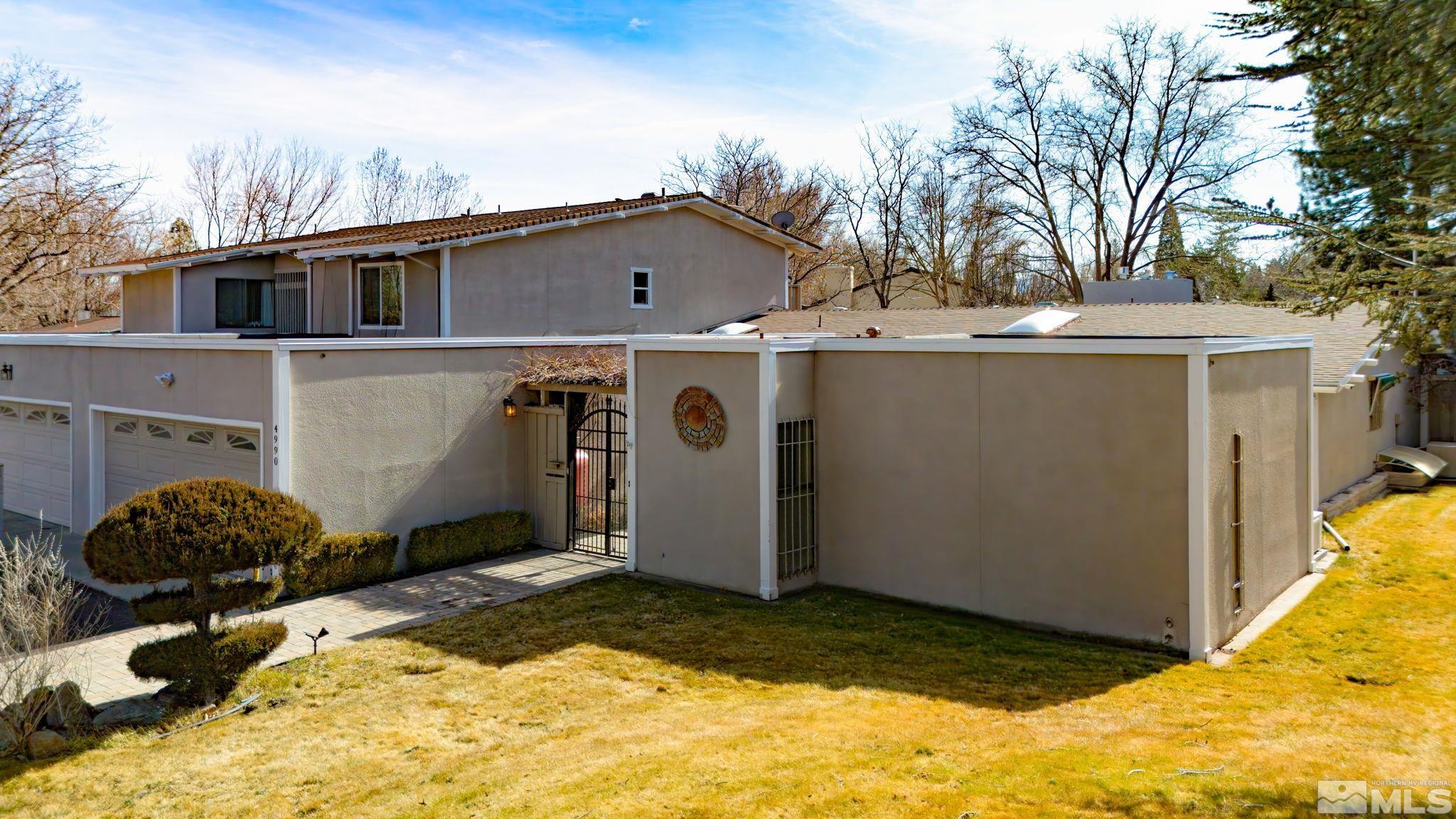 More Details about MLS # 250001970 : 4990 PLUMAS STREET