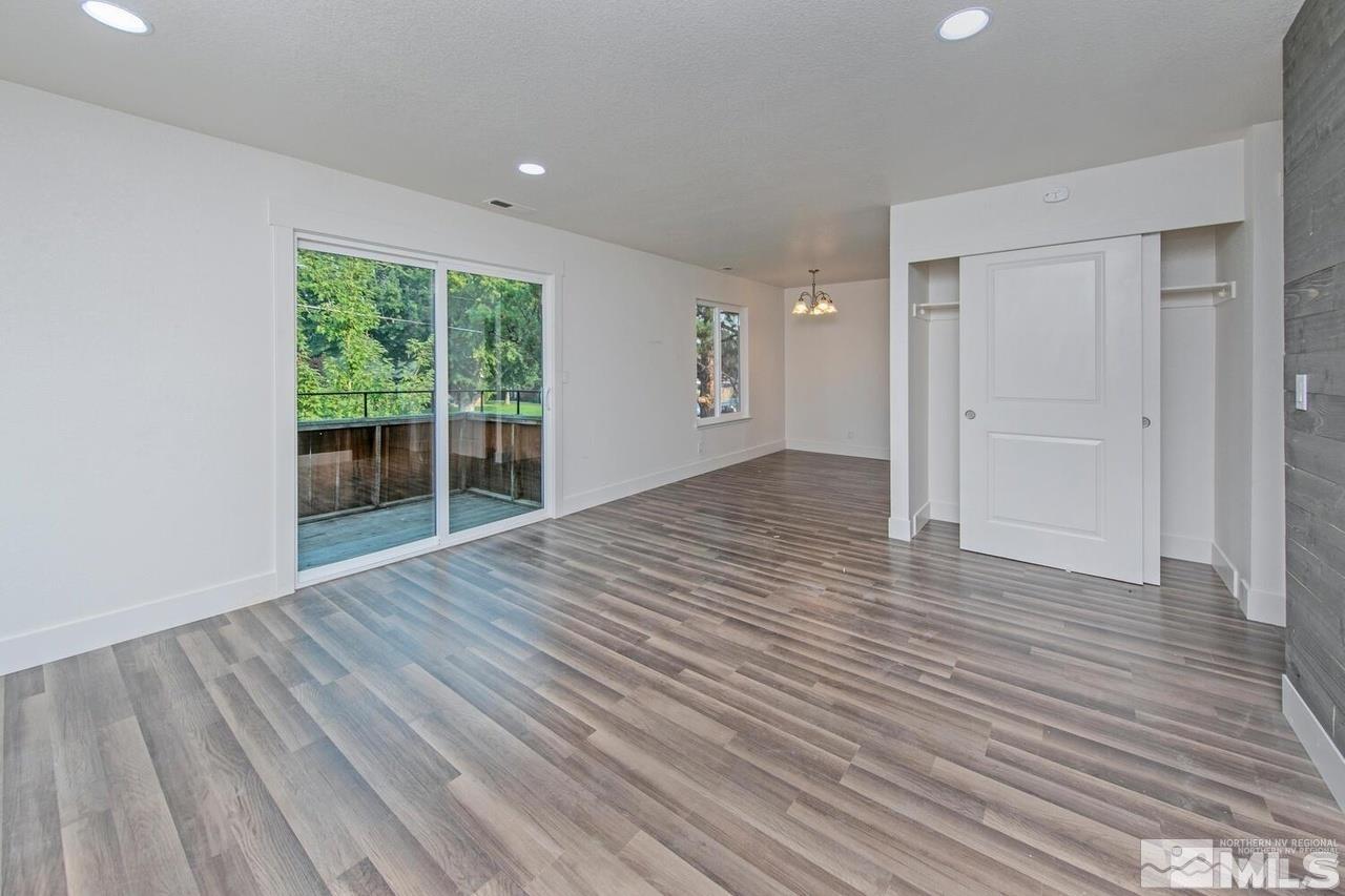 Photo #2: 250002127 Listing 