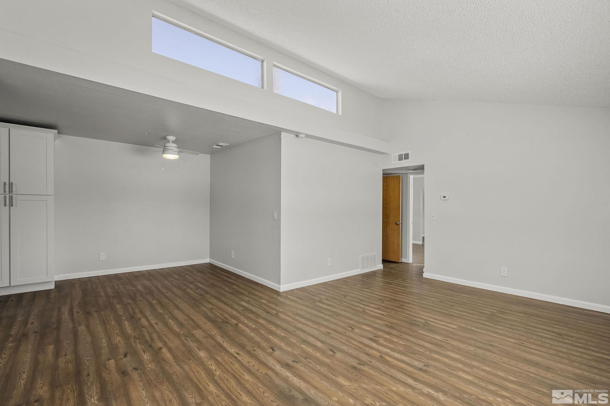 Photo #5: 250002341 Listing 