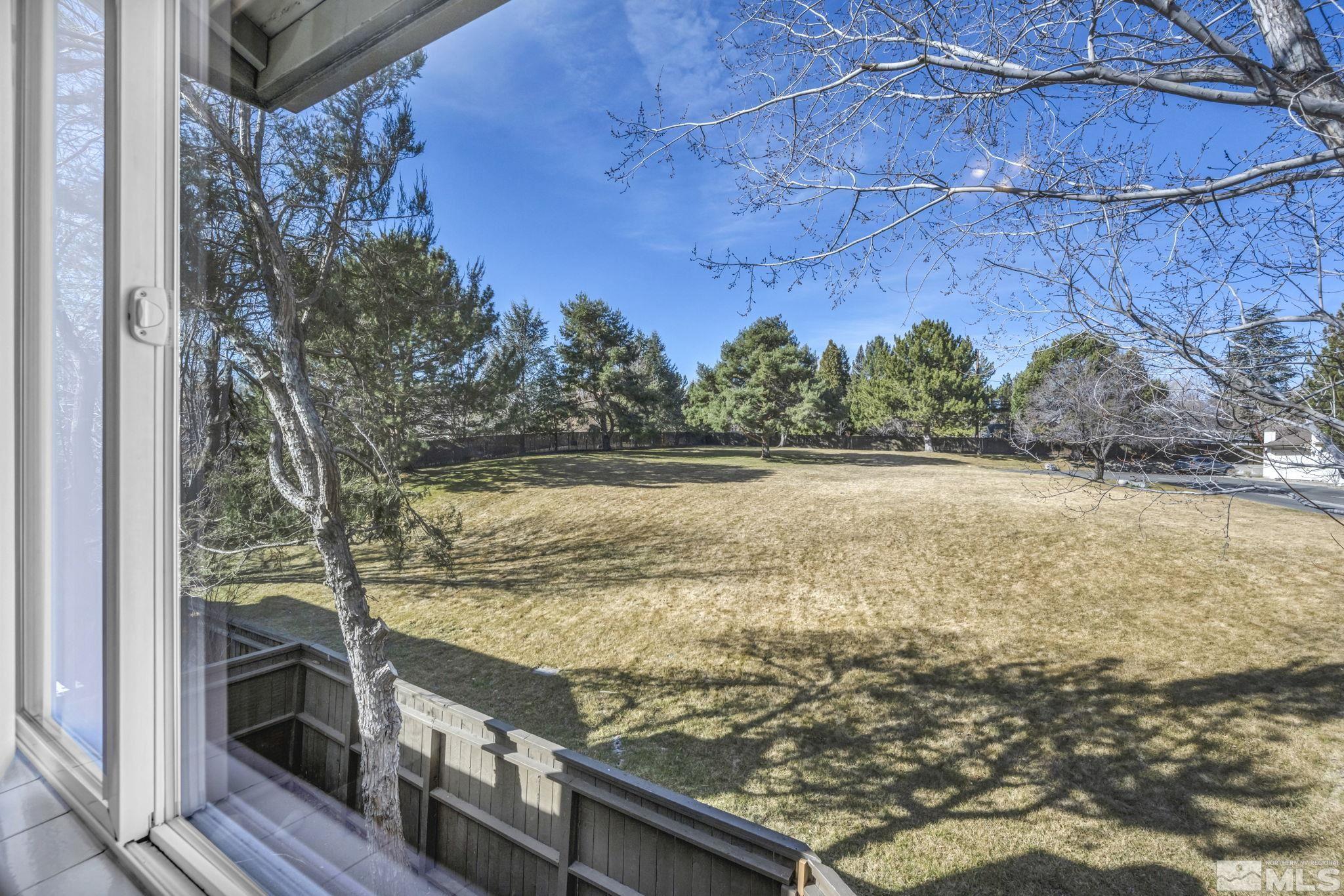 Photo #2: 250002558 Listing 