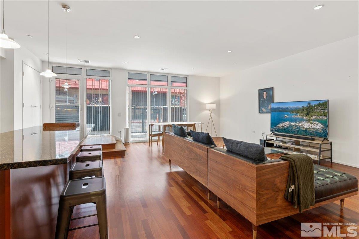 Photo #3: 250002650 Listing 