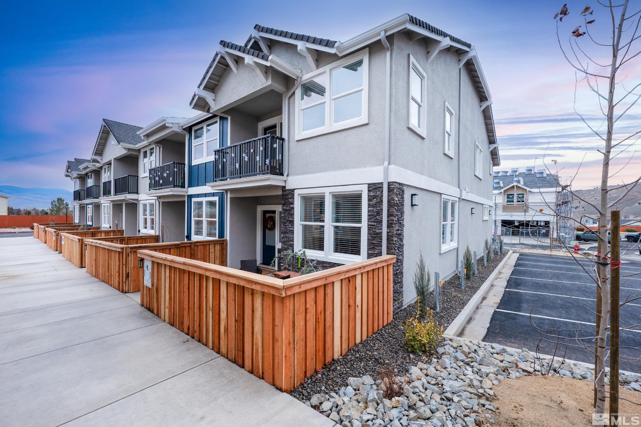 Photo #2: 250002779 Listing 