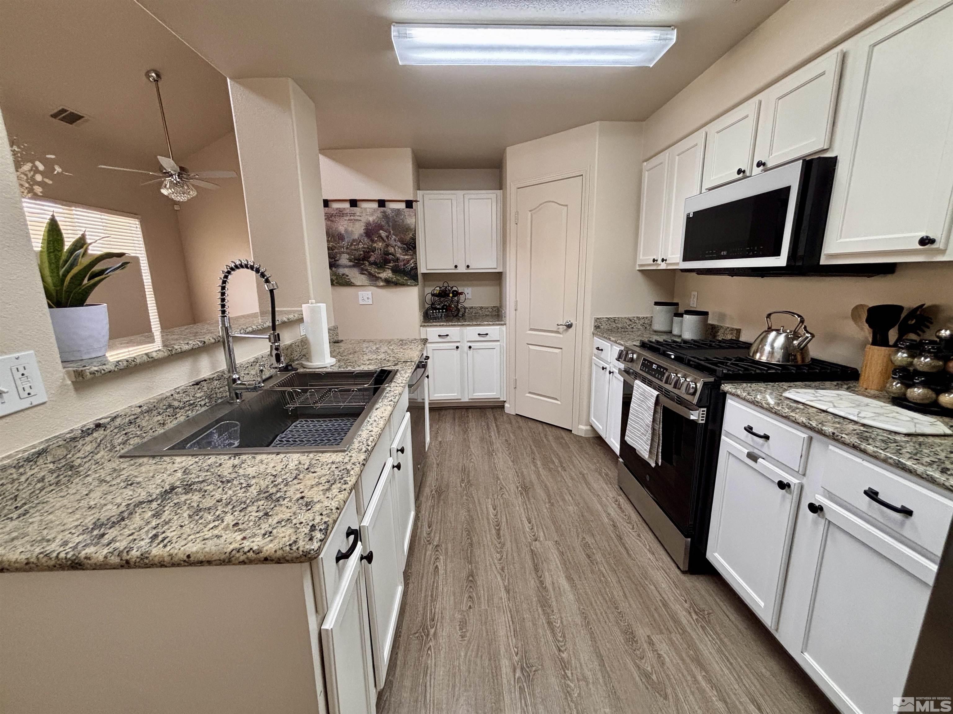 Photo #4: 250002948 Listing: Photo #4