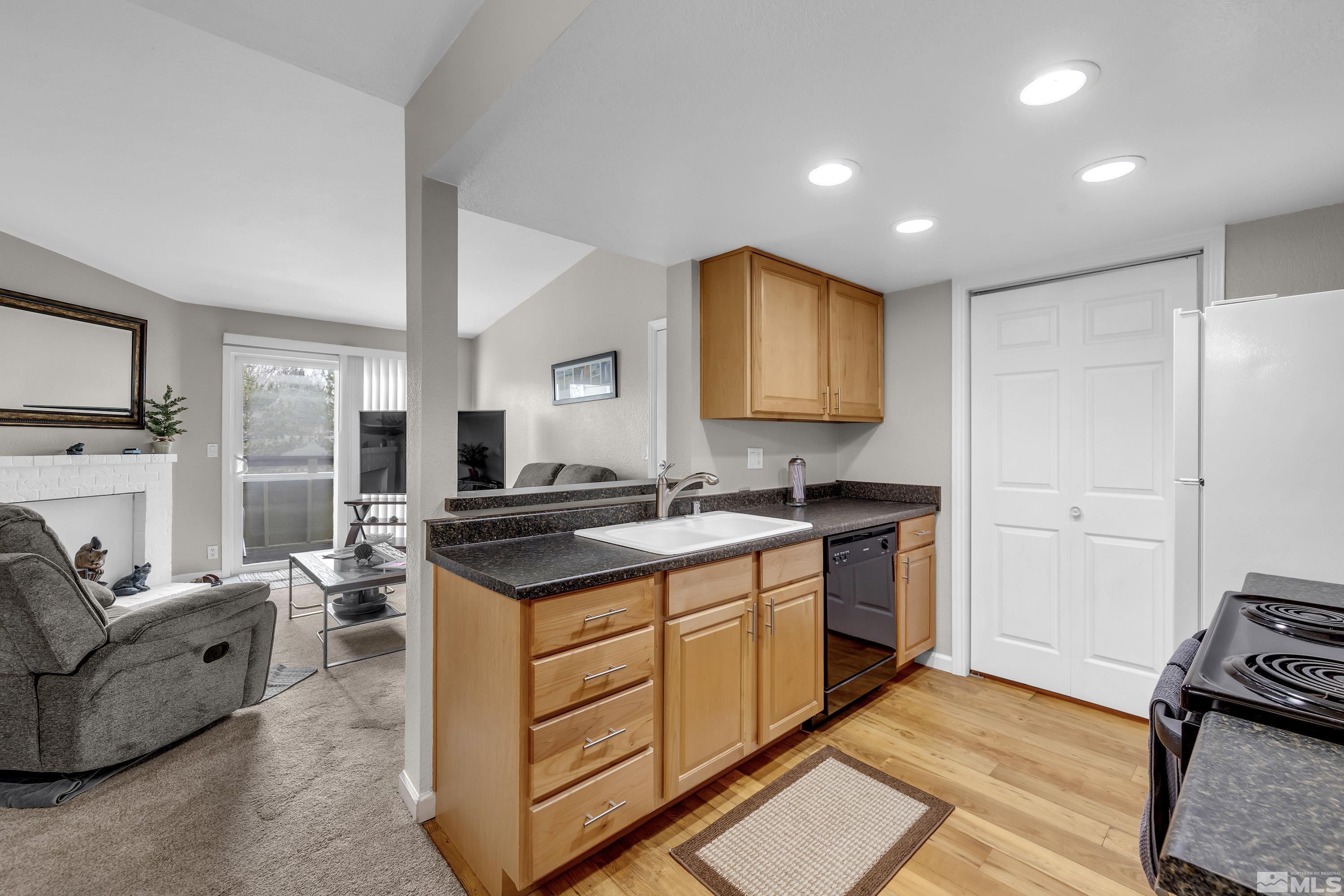 Photo #15: 250002988 Listing: Photo #15