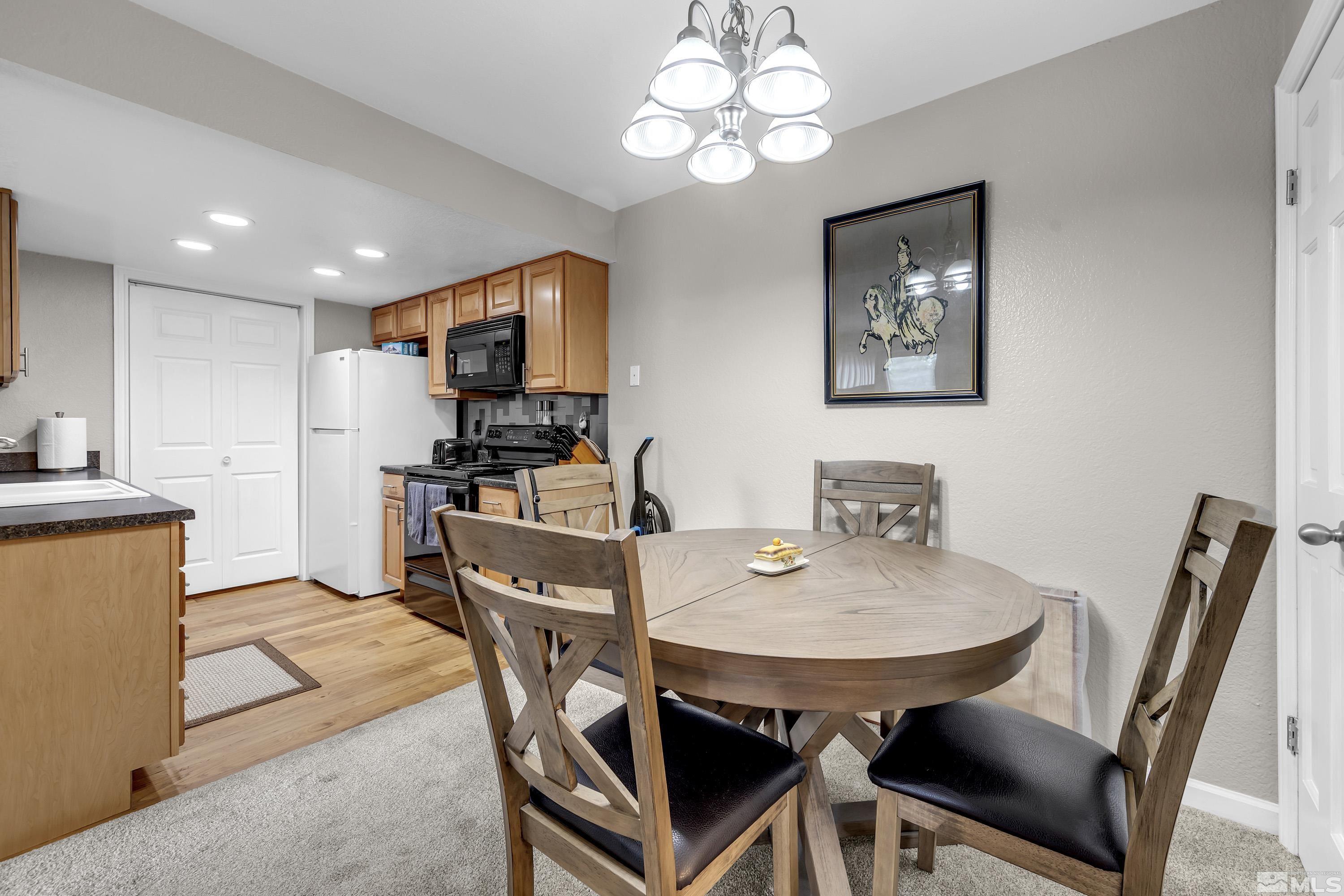 Photo #8: 250002988 Listing: Photo #8