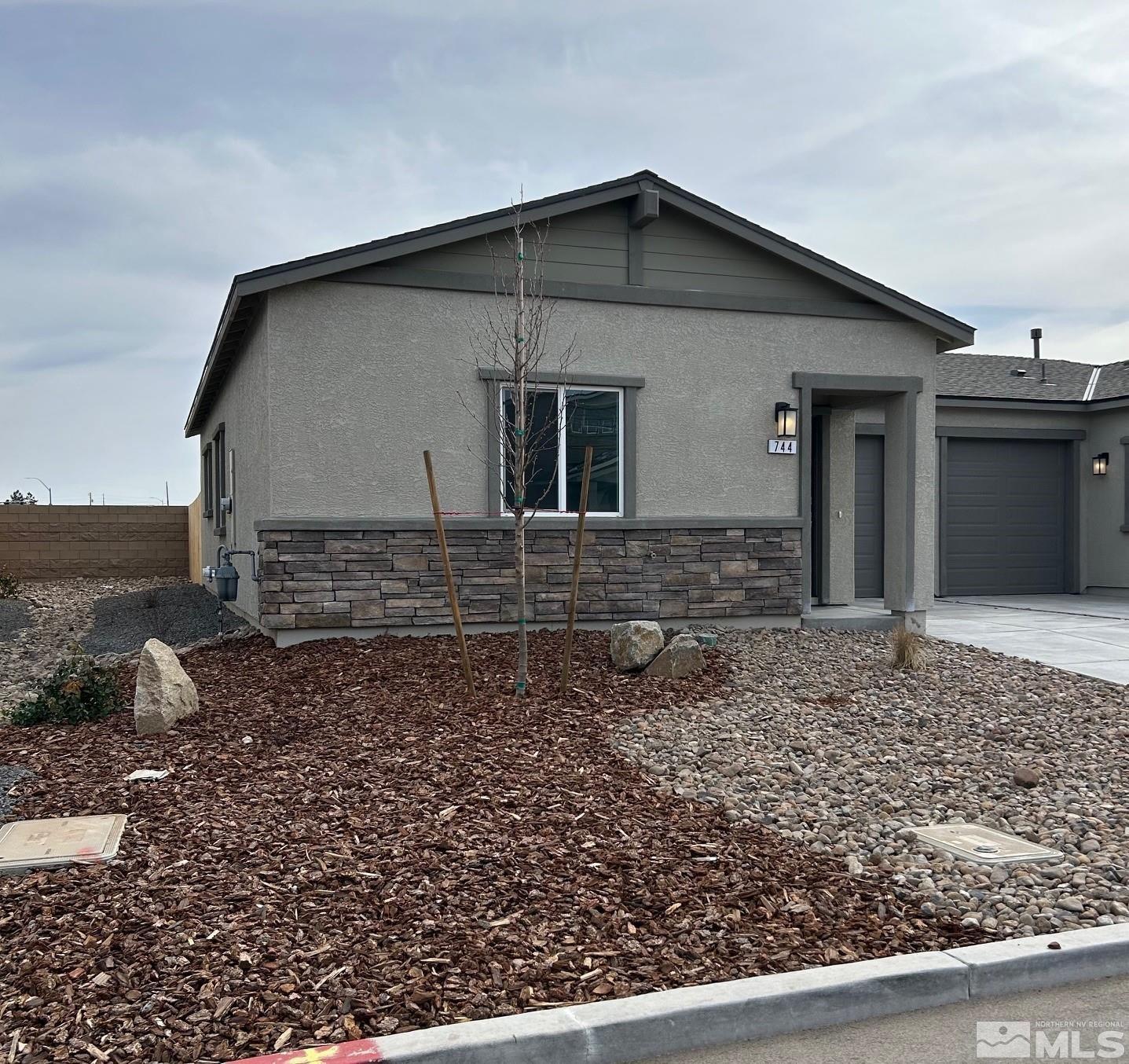 Photo #2: 250002999 Listing 