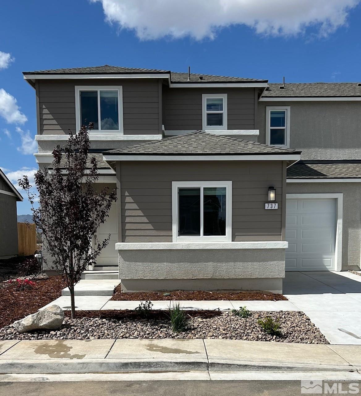 More Details about MLS # 250003076 : 737 HAMILTON PARK COURT#Lot #54