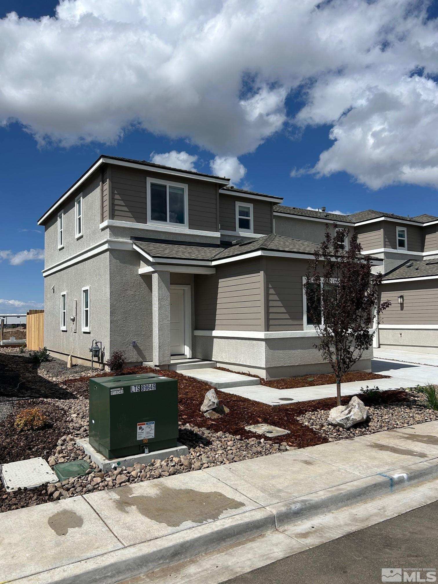 Photo #2: 250003076 Listing 