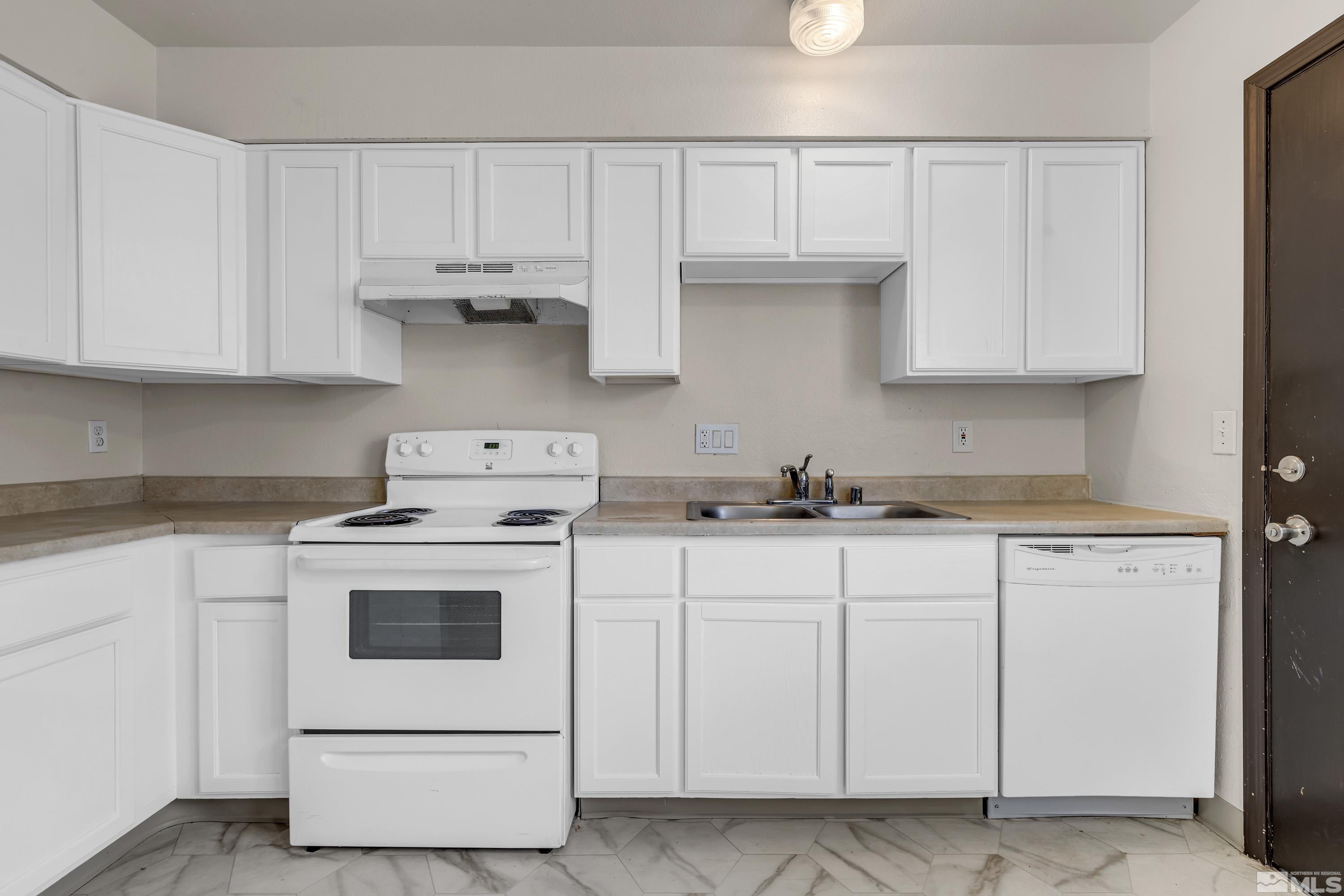 Photo #4: 250003105 Listing 