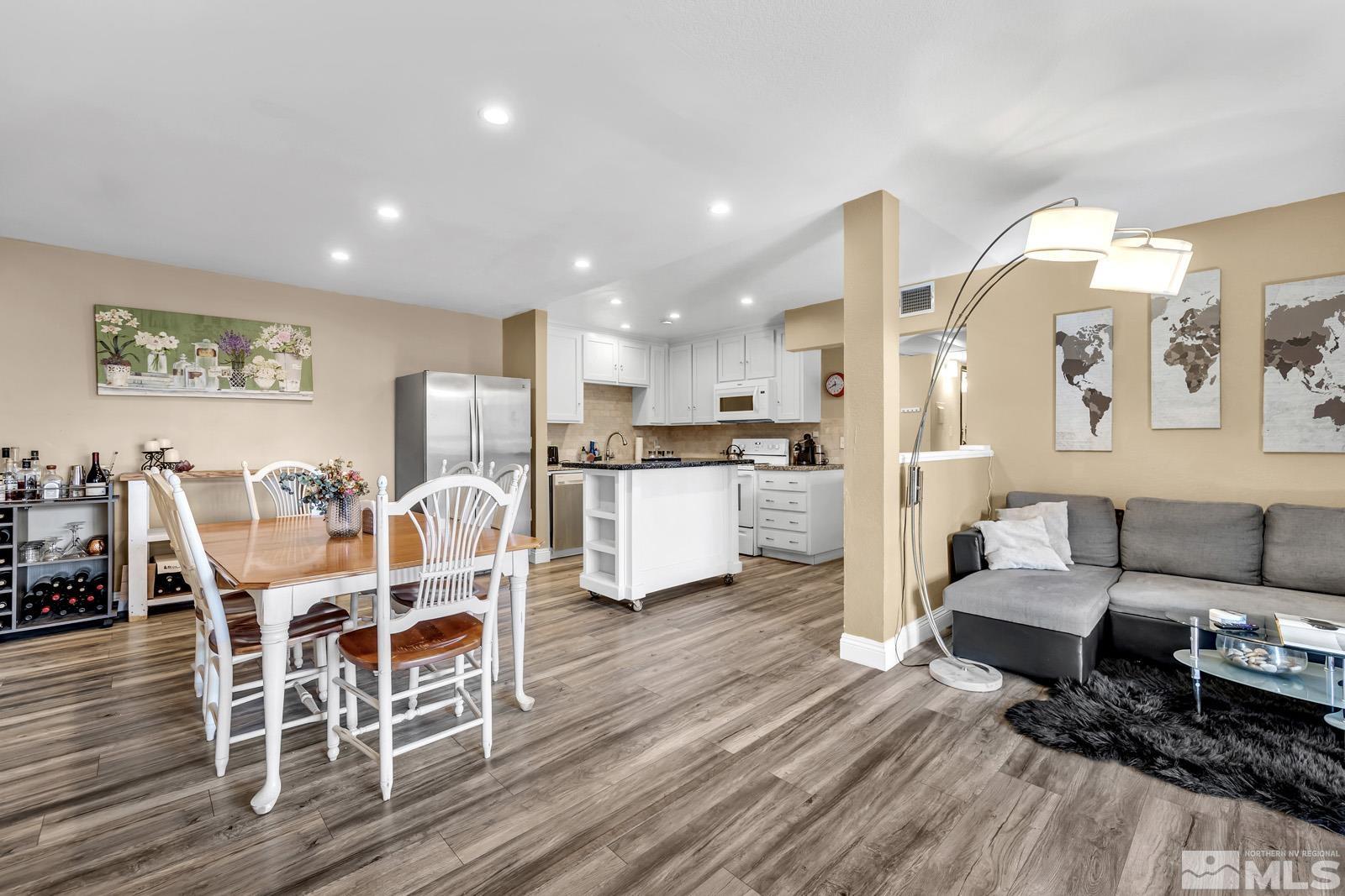 Photo #6: 250003115 Listing 