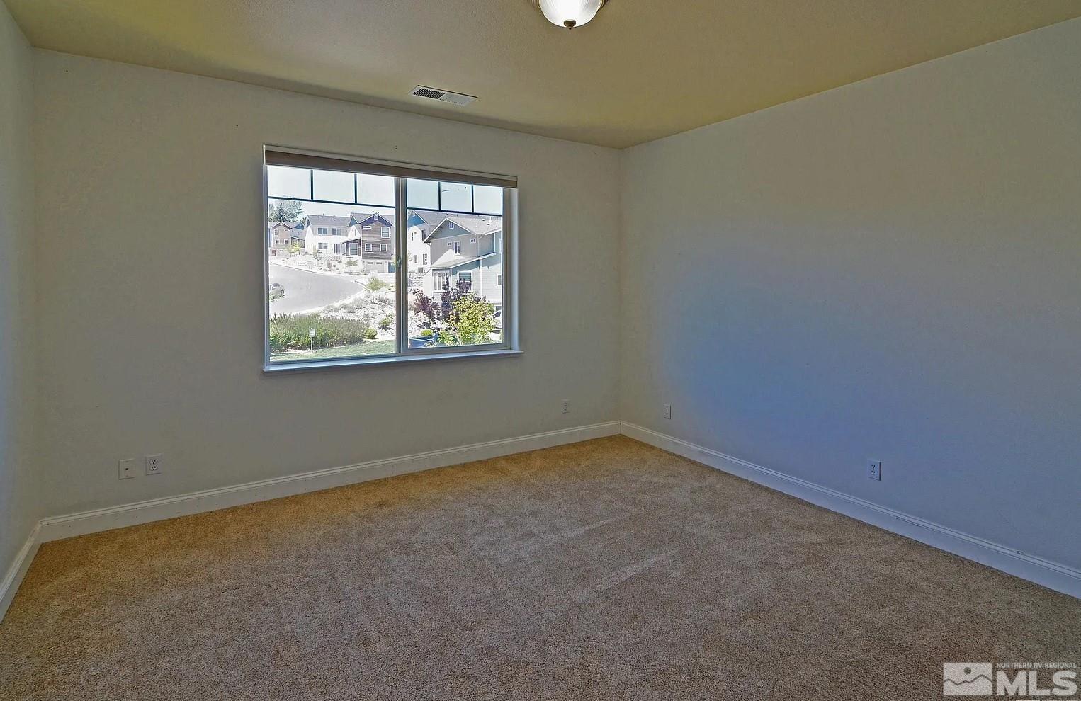 Photo #9: 250003356 Listing: Photo #9