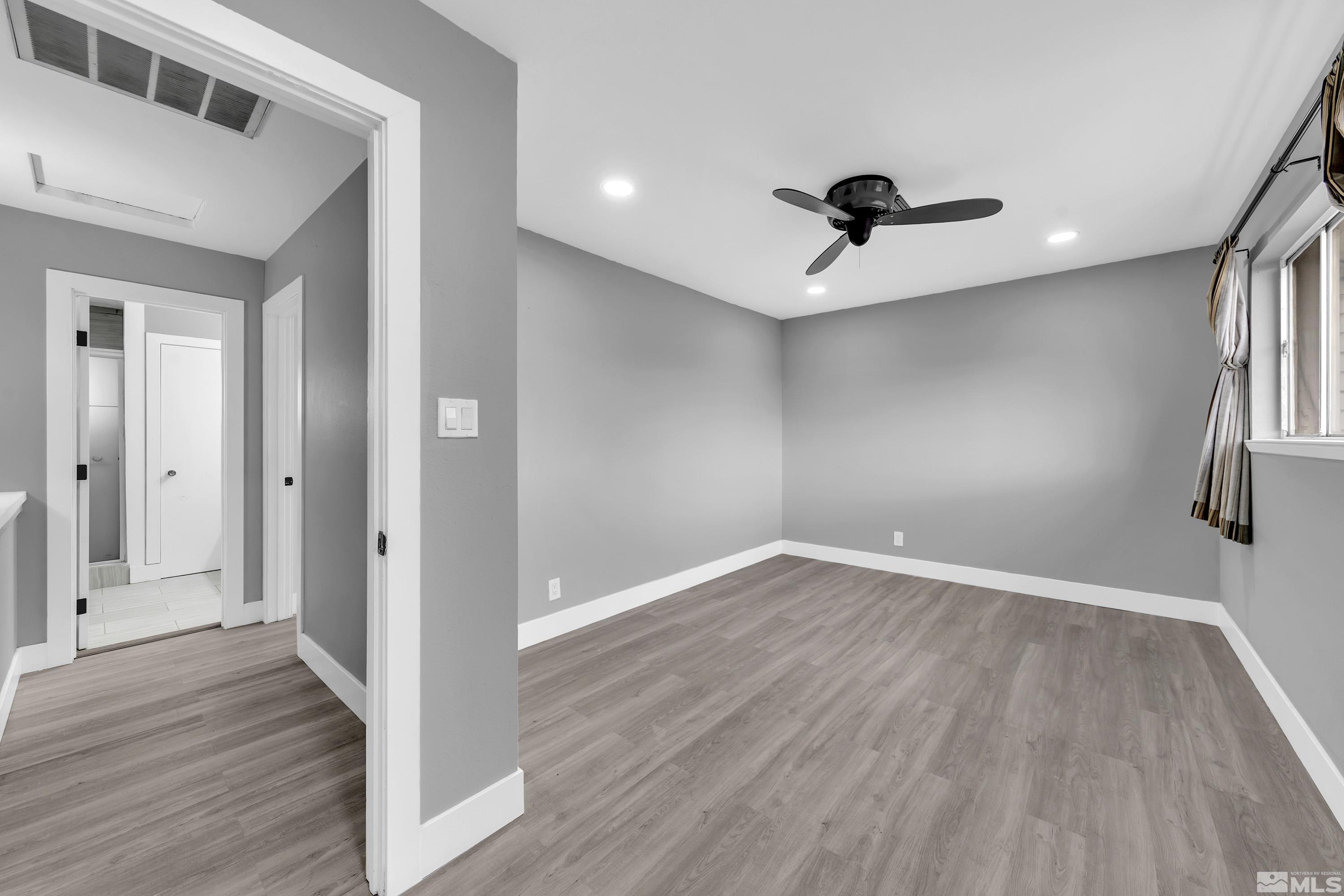 Photo #2: 250003408 Listing 